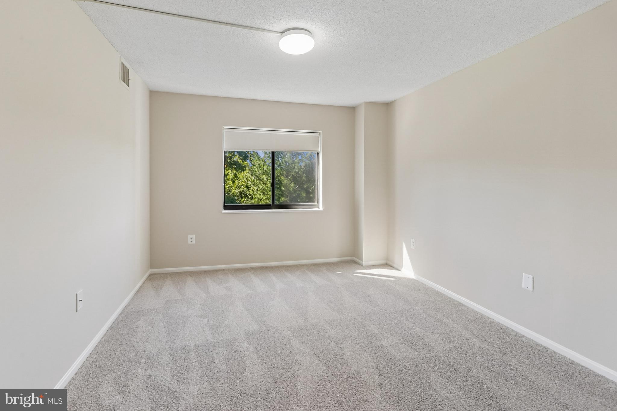 GREENS AT LEISURE WORLD - Residential