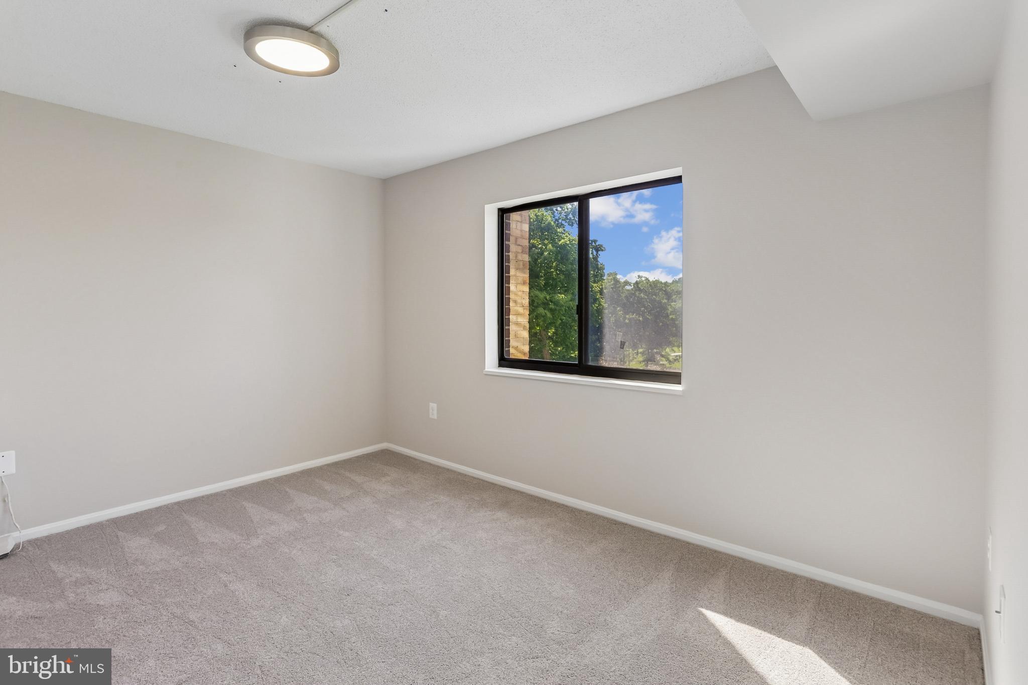 GREENS AT LEISURE WORLD - Residential