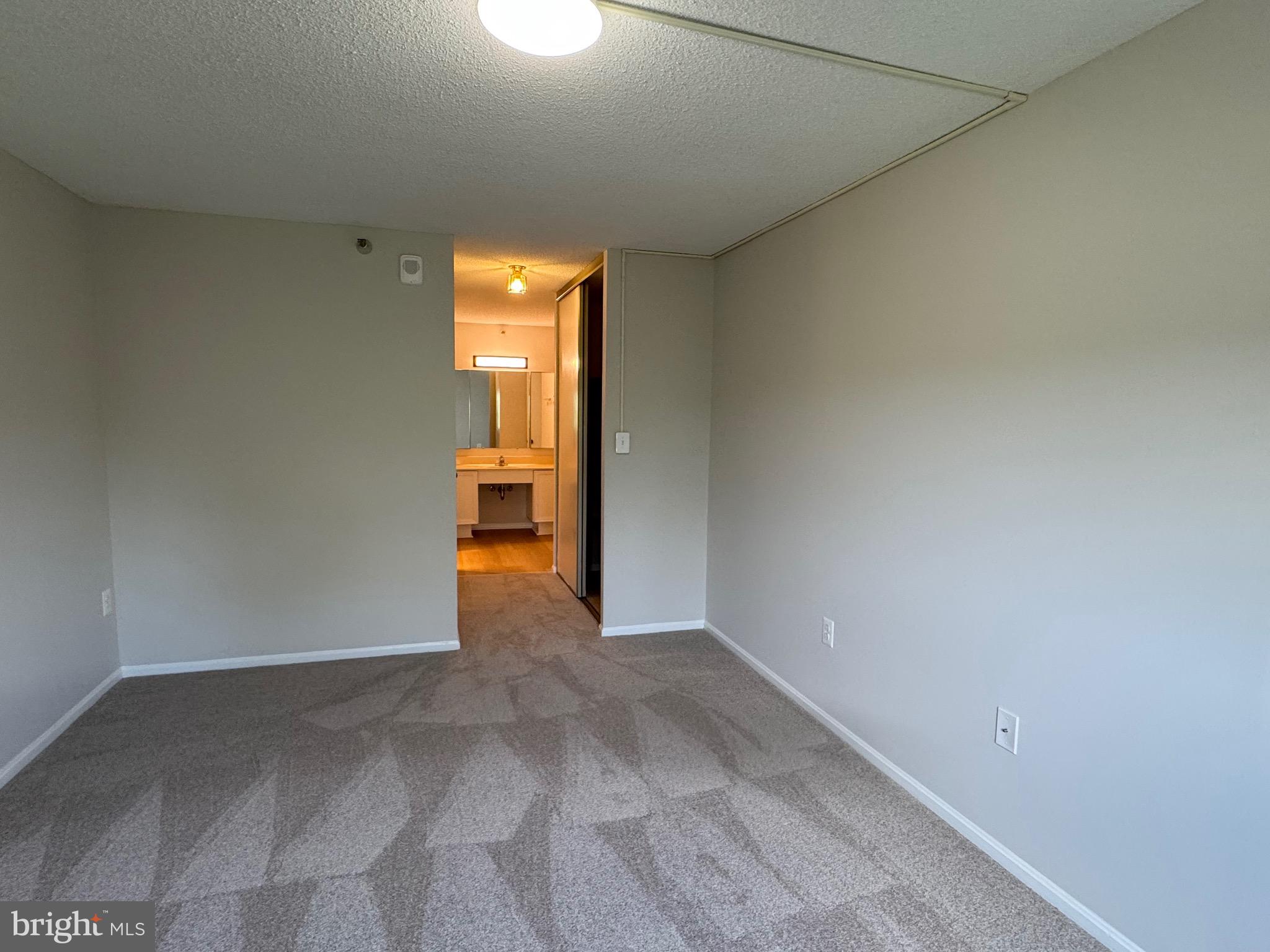 GREENS AT LEISURE WORLD - Residential