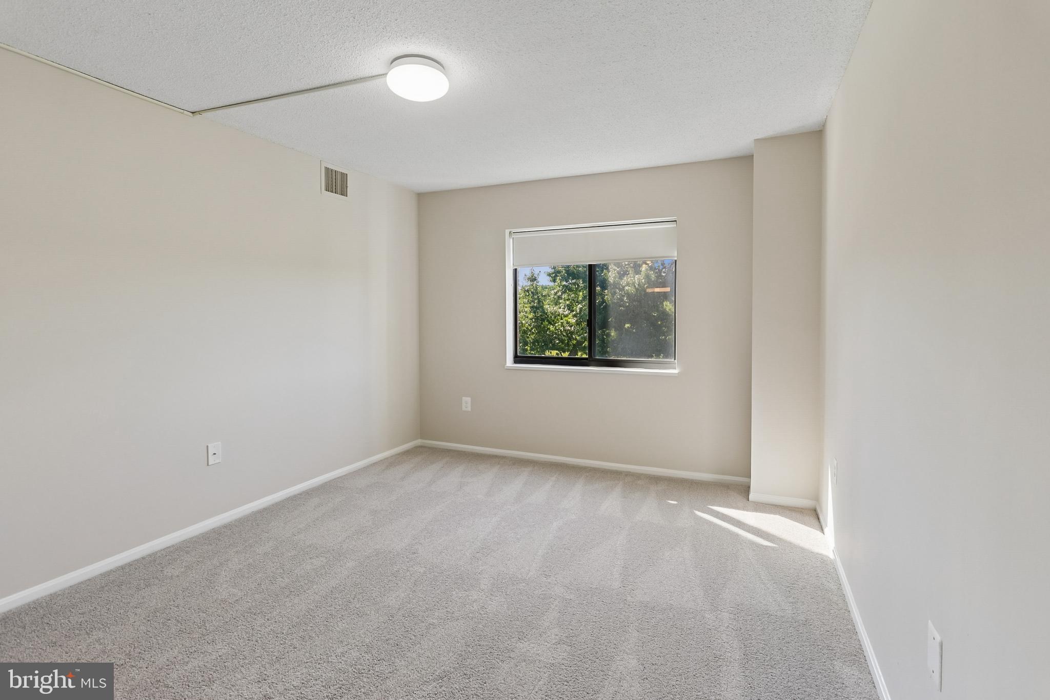 GREENS AT LEISURE WORLD - Residential