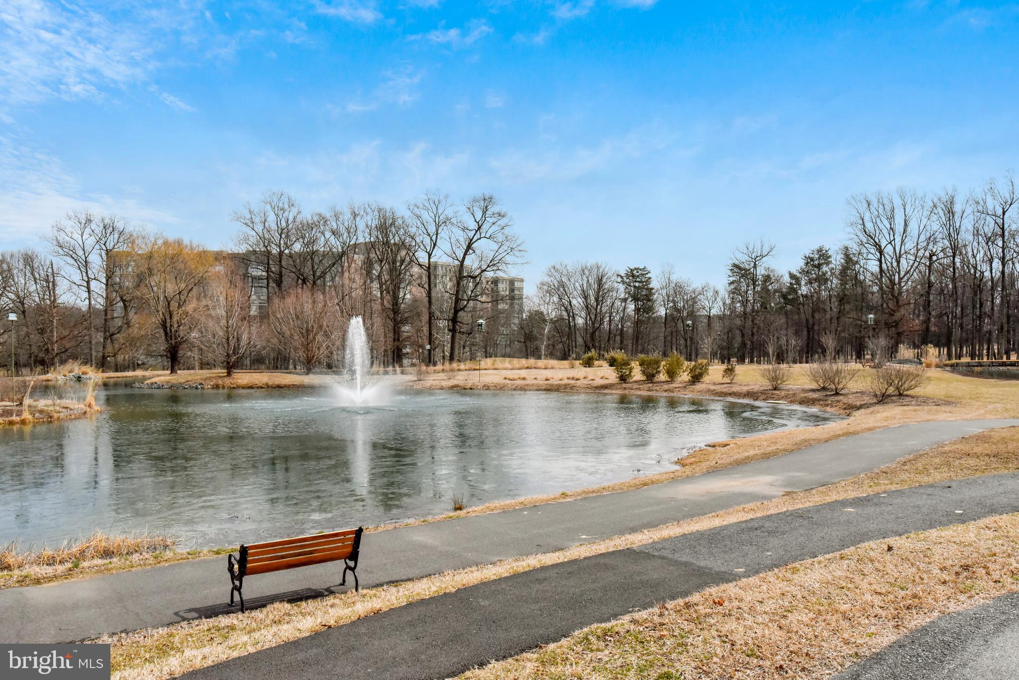 GREENS AT LEISURE WORLD - Residential