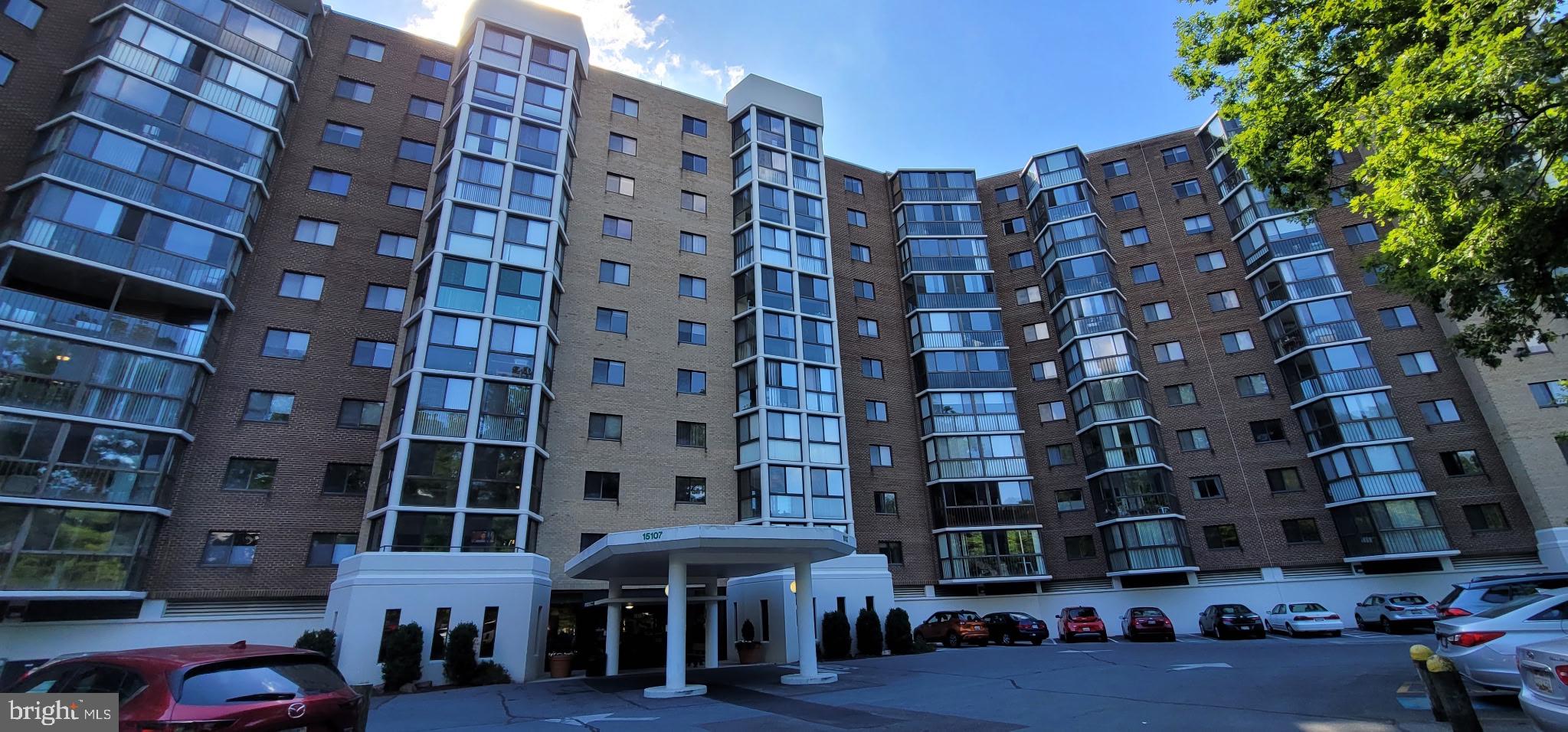 GREENS AT LEISURE WORLD - Residential