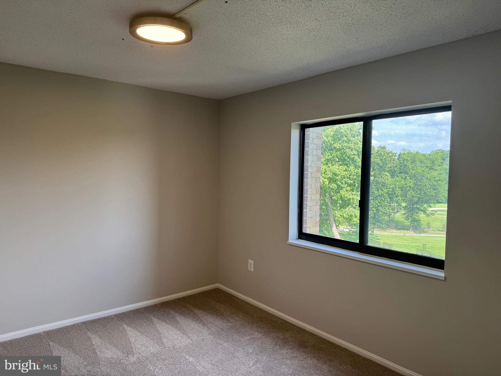 GREENS AT LEISURE WORLD - Residential