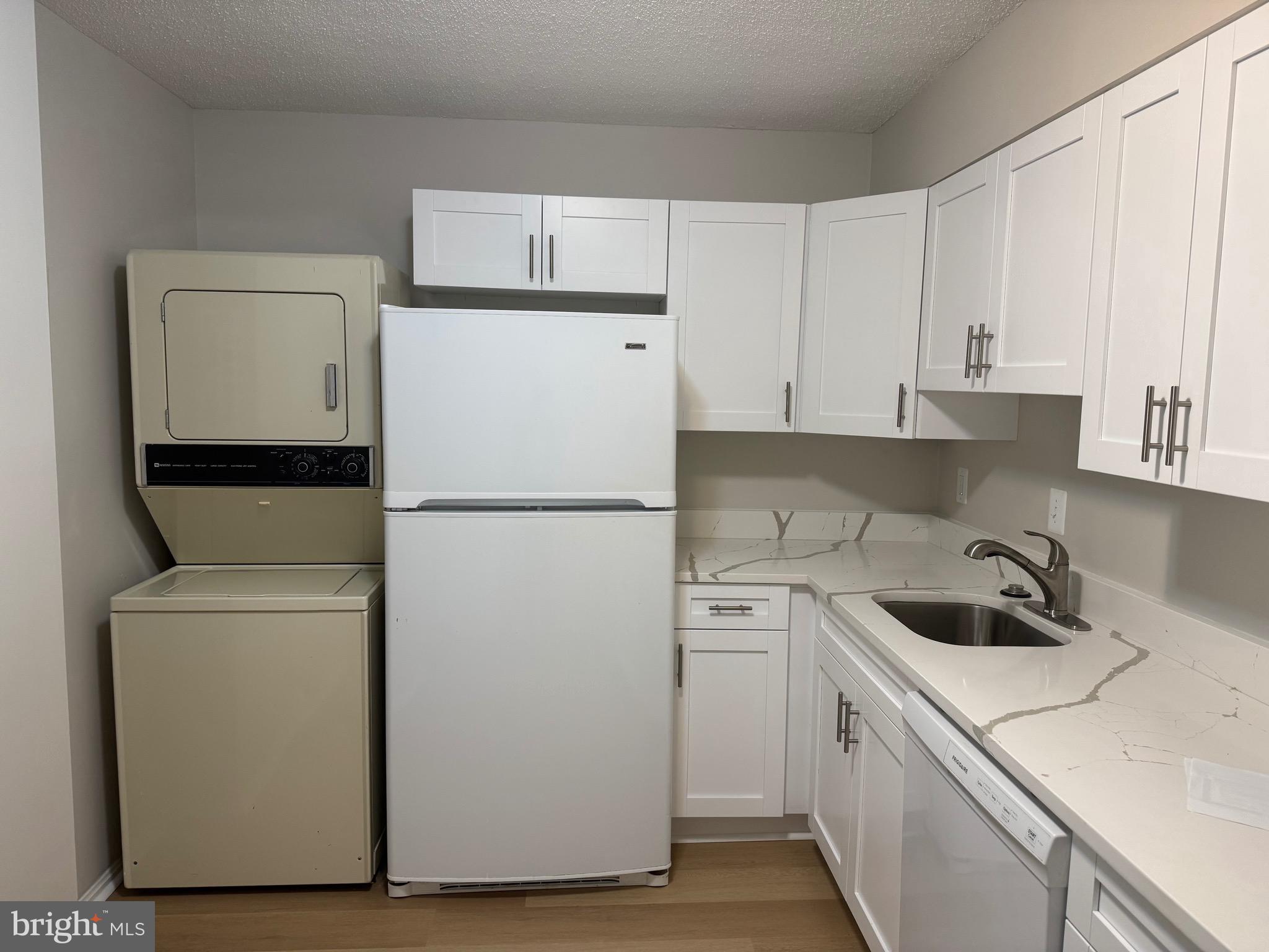 GREENS AT LEISURE WORLD - Residential