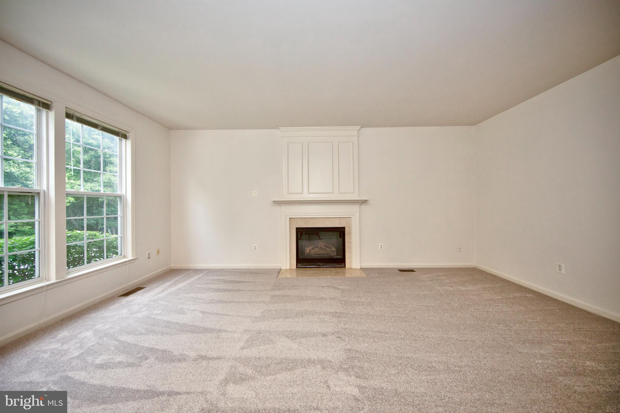 WILLOWBROOK - Residential
