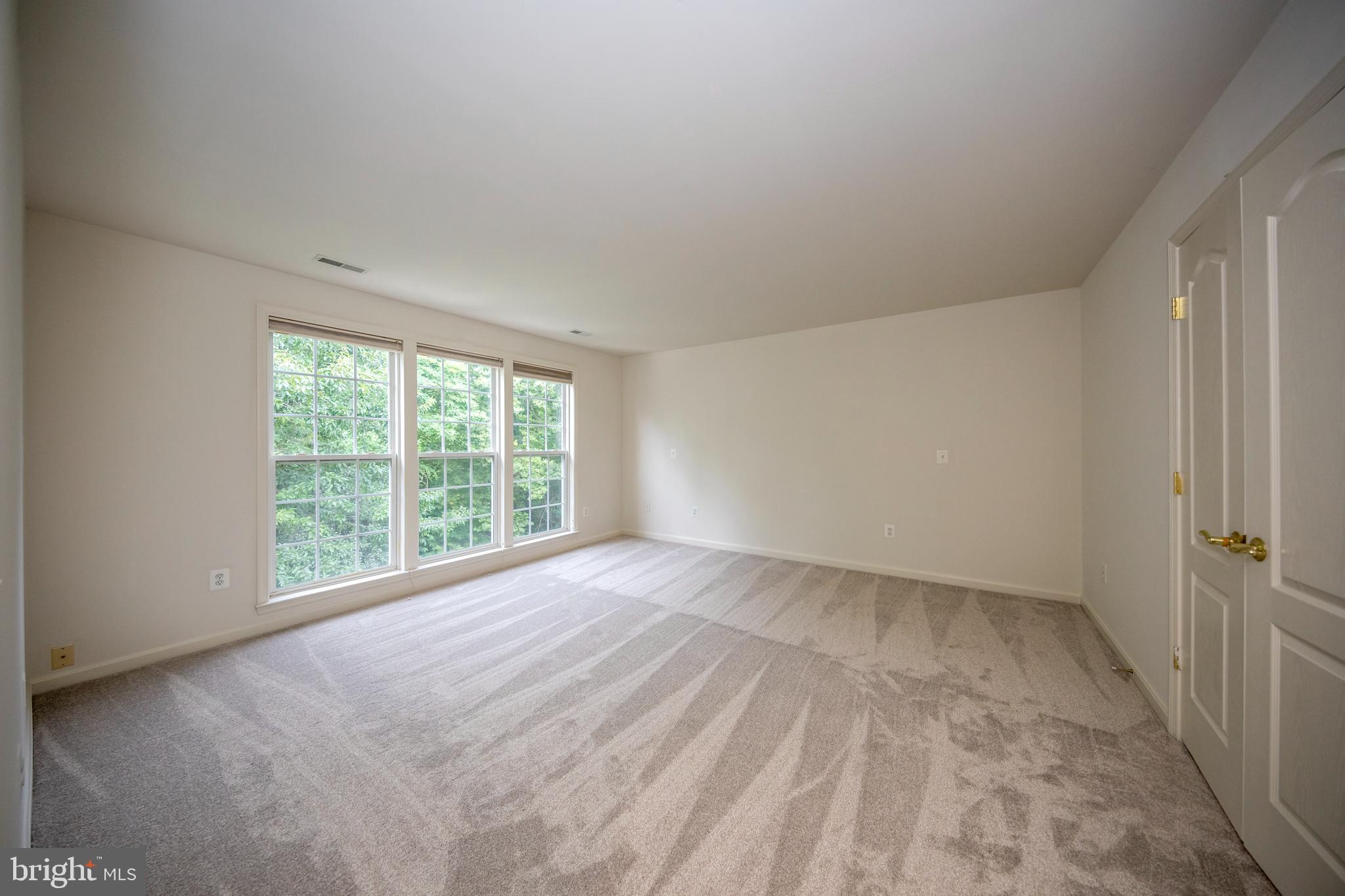 WILLOWBROOK - Residential