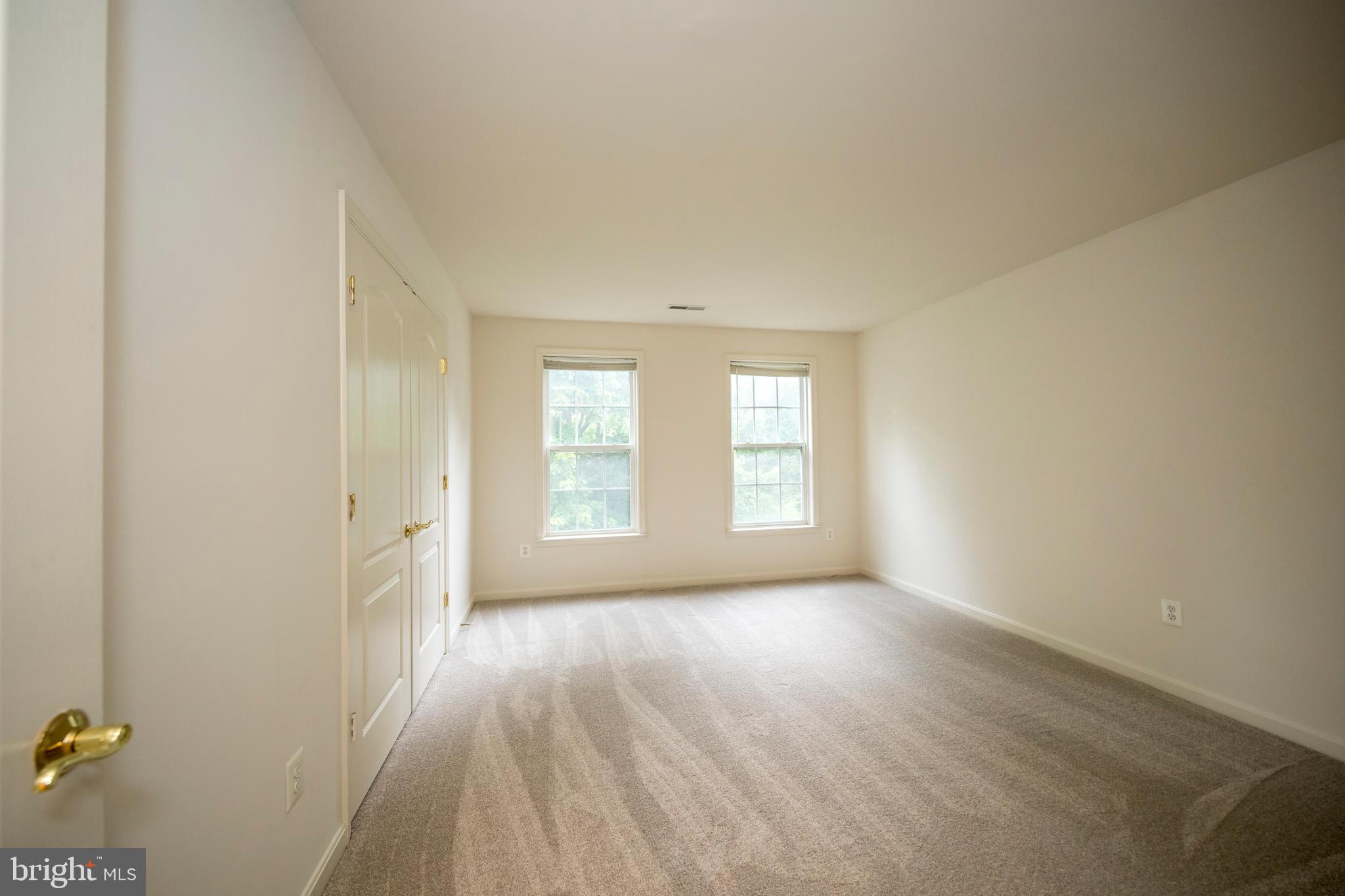 WILLOWBROOK - Residential