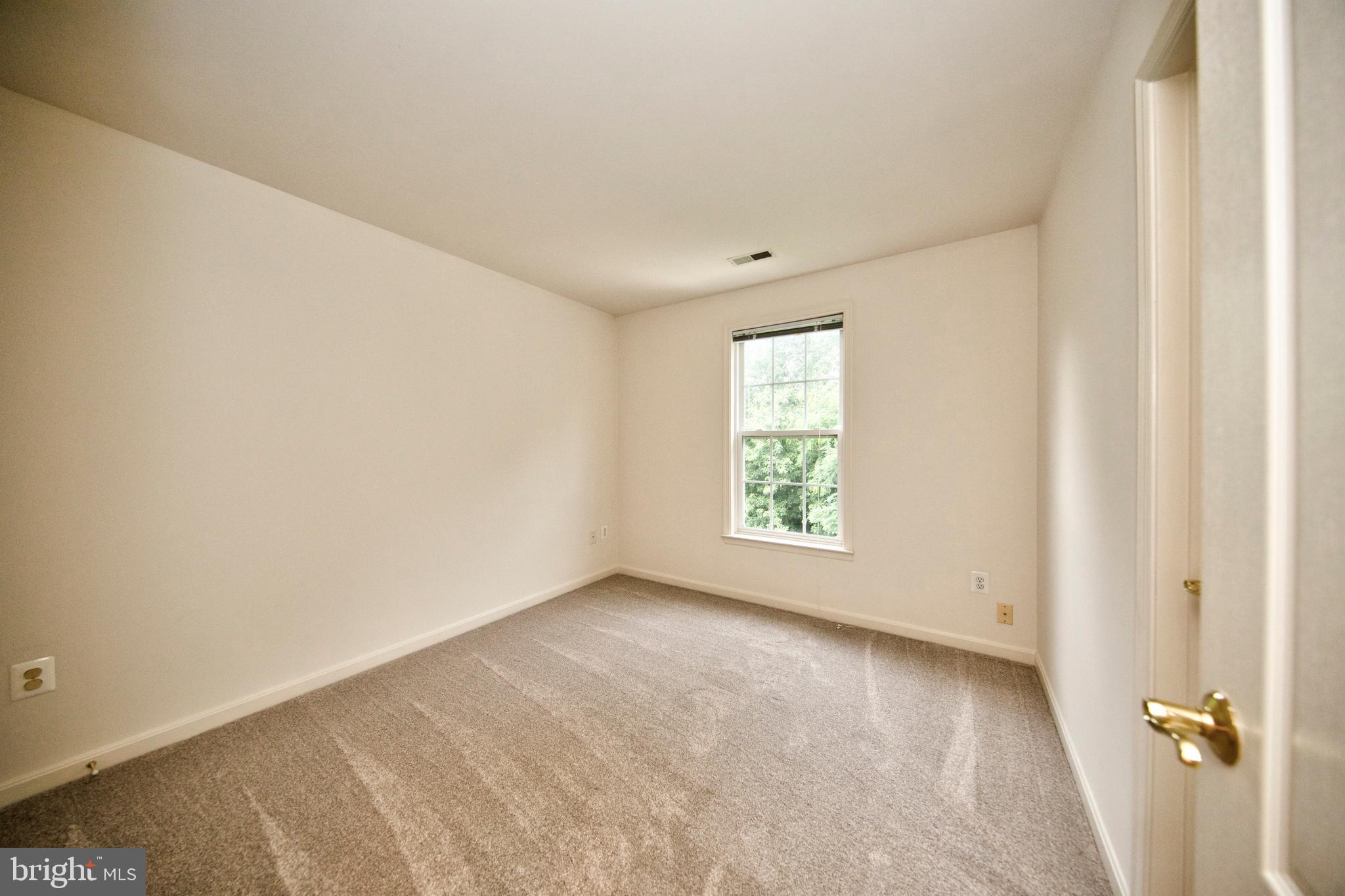 WILLOWBROOK - Residential