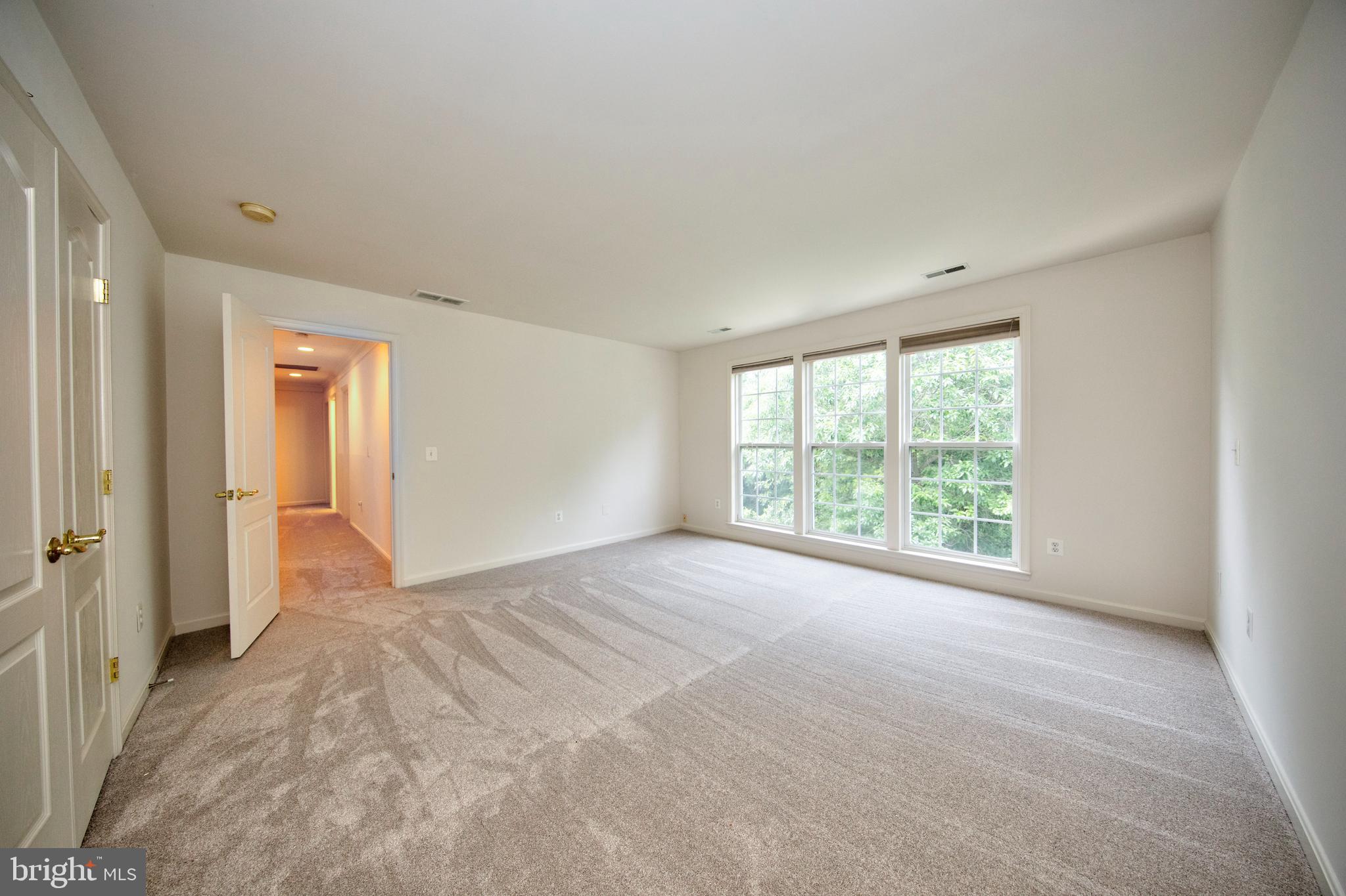 WILLOWBROOK - Residential