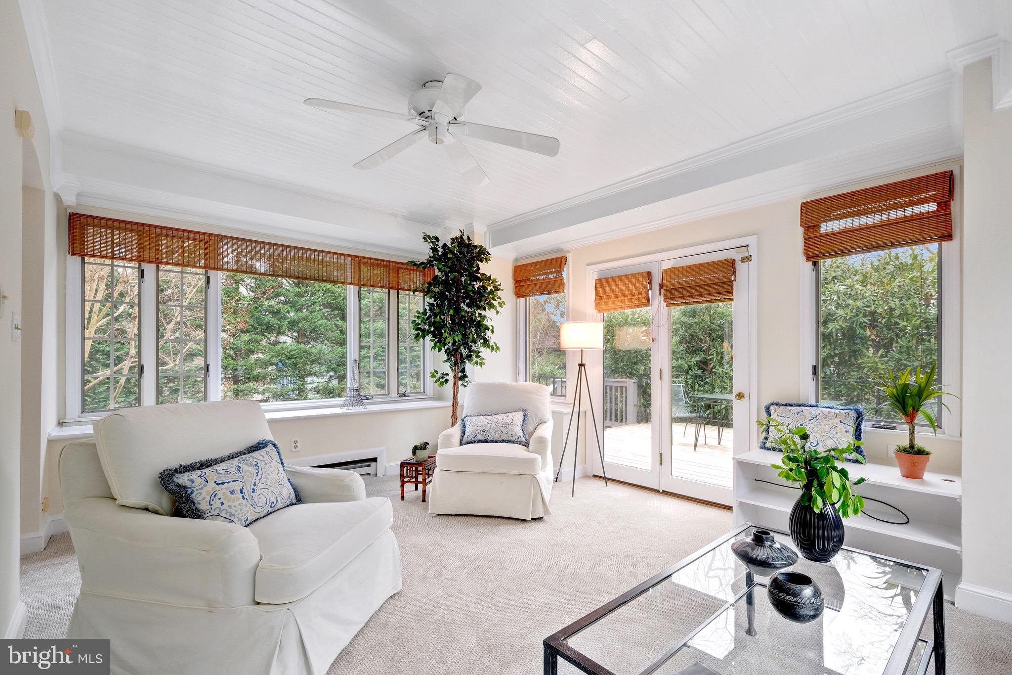 FOREST HILLS - Residential
