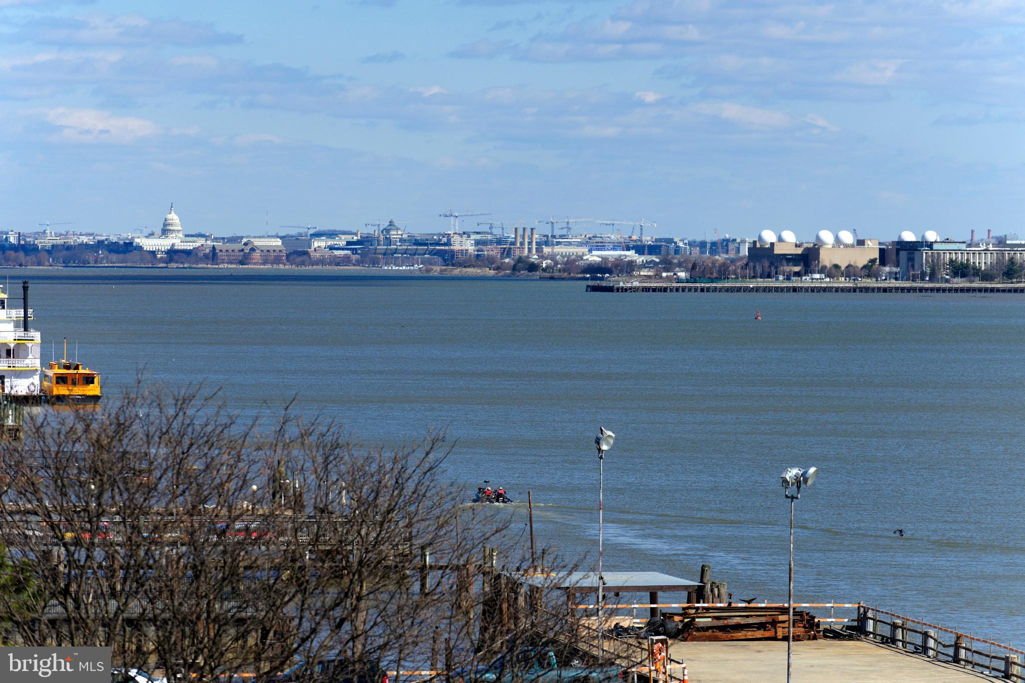 HARBORSIDE - Residential