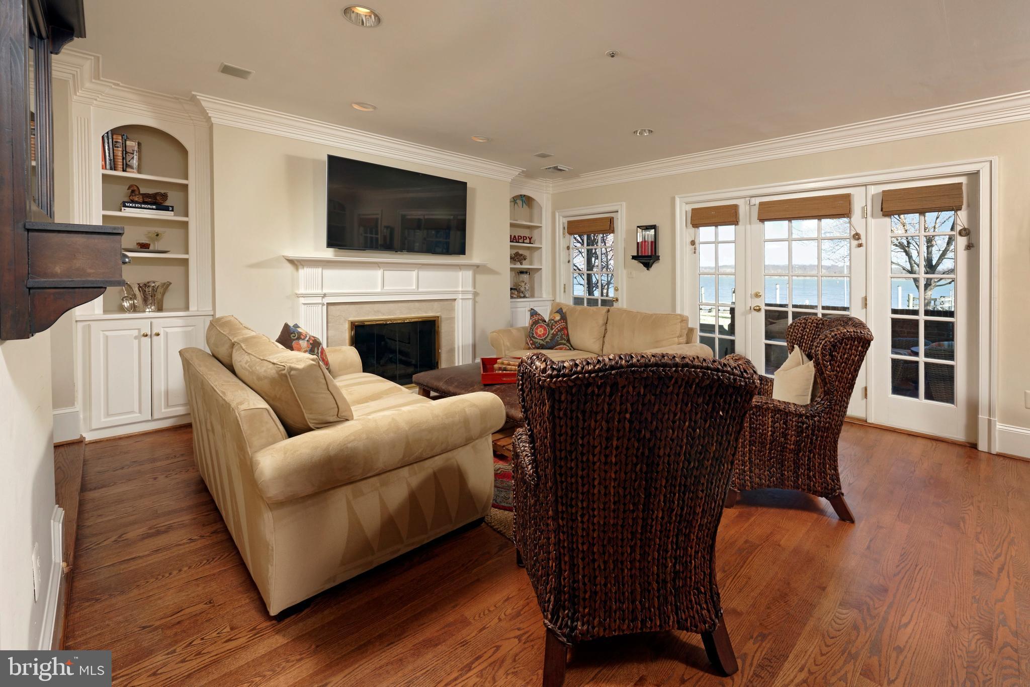 HARBORSIDE - Residential