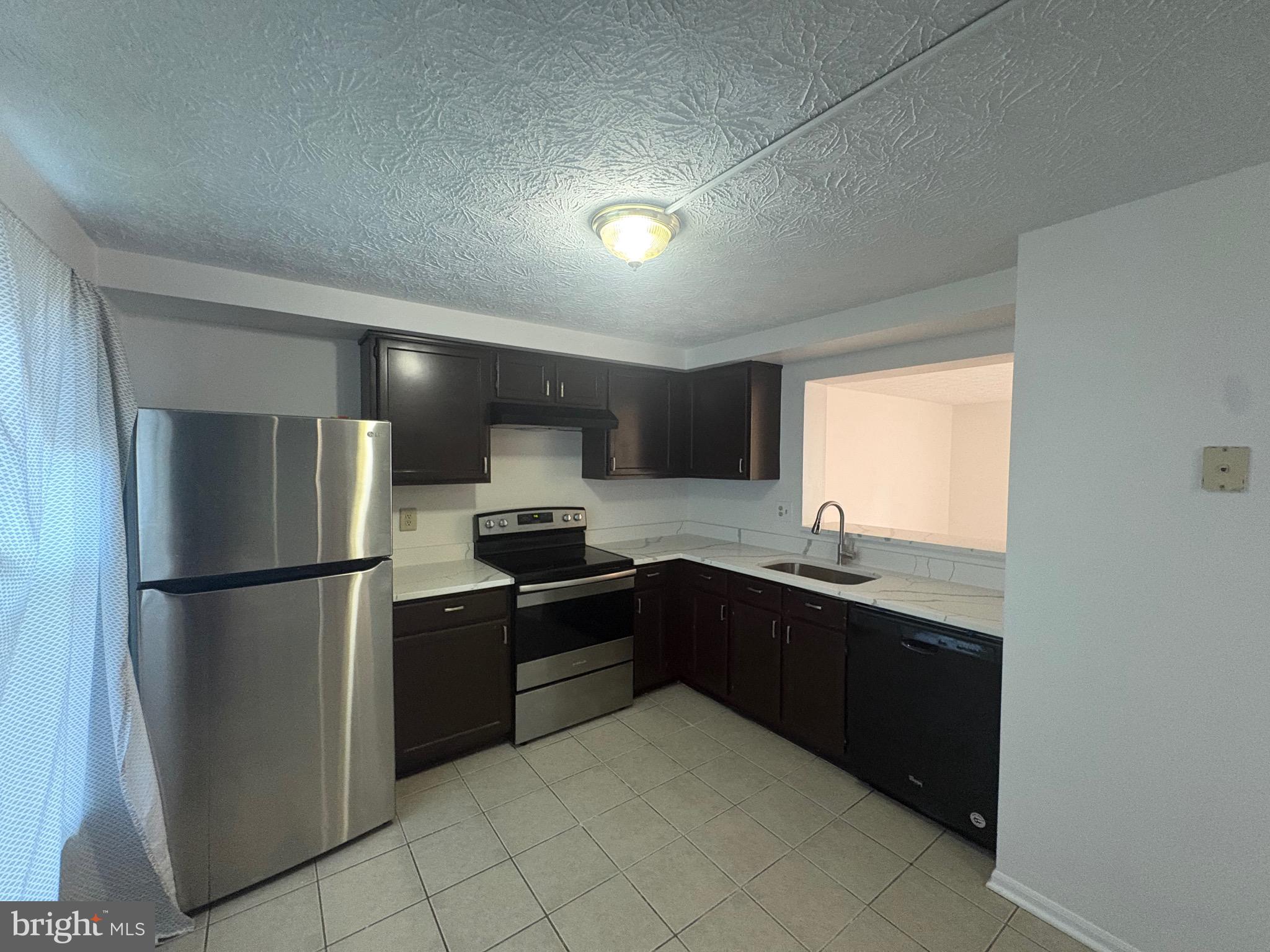OAK POND PLAT FIVEPHASE - Residential