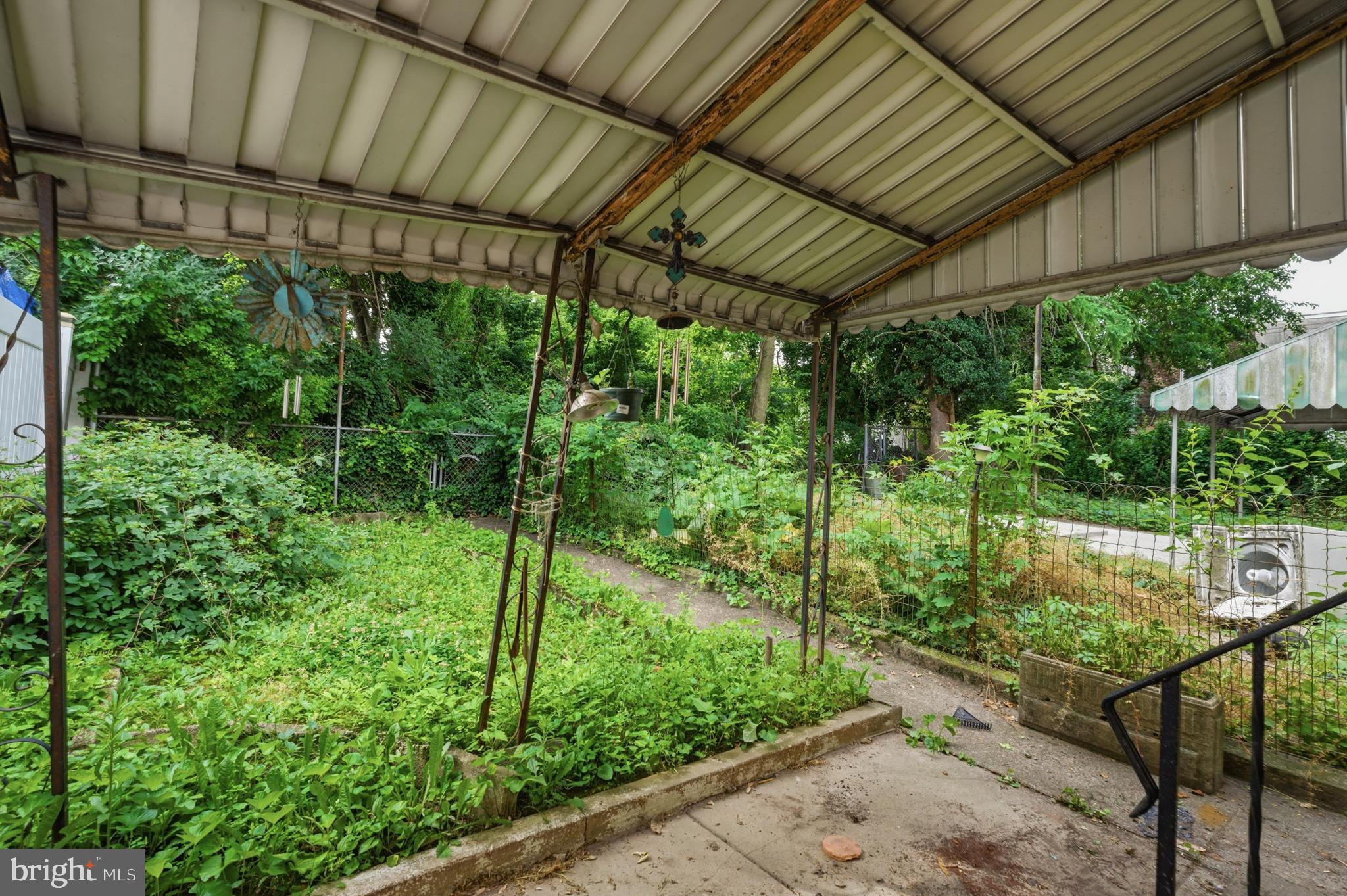 GERMANTOWN (EAST) - Residential