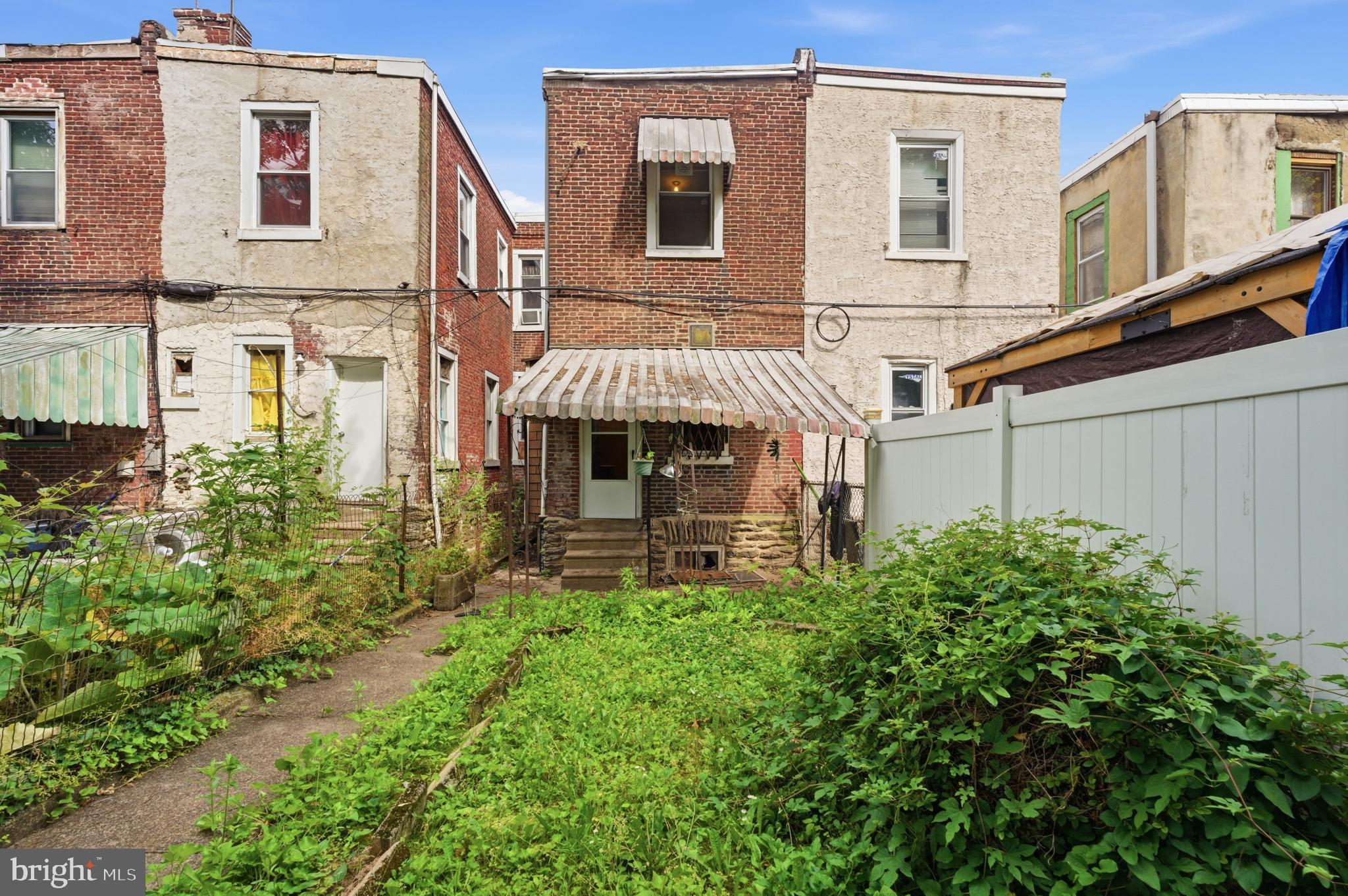 GERMANTOWN (EAST) - Residential