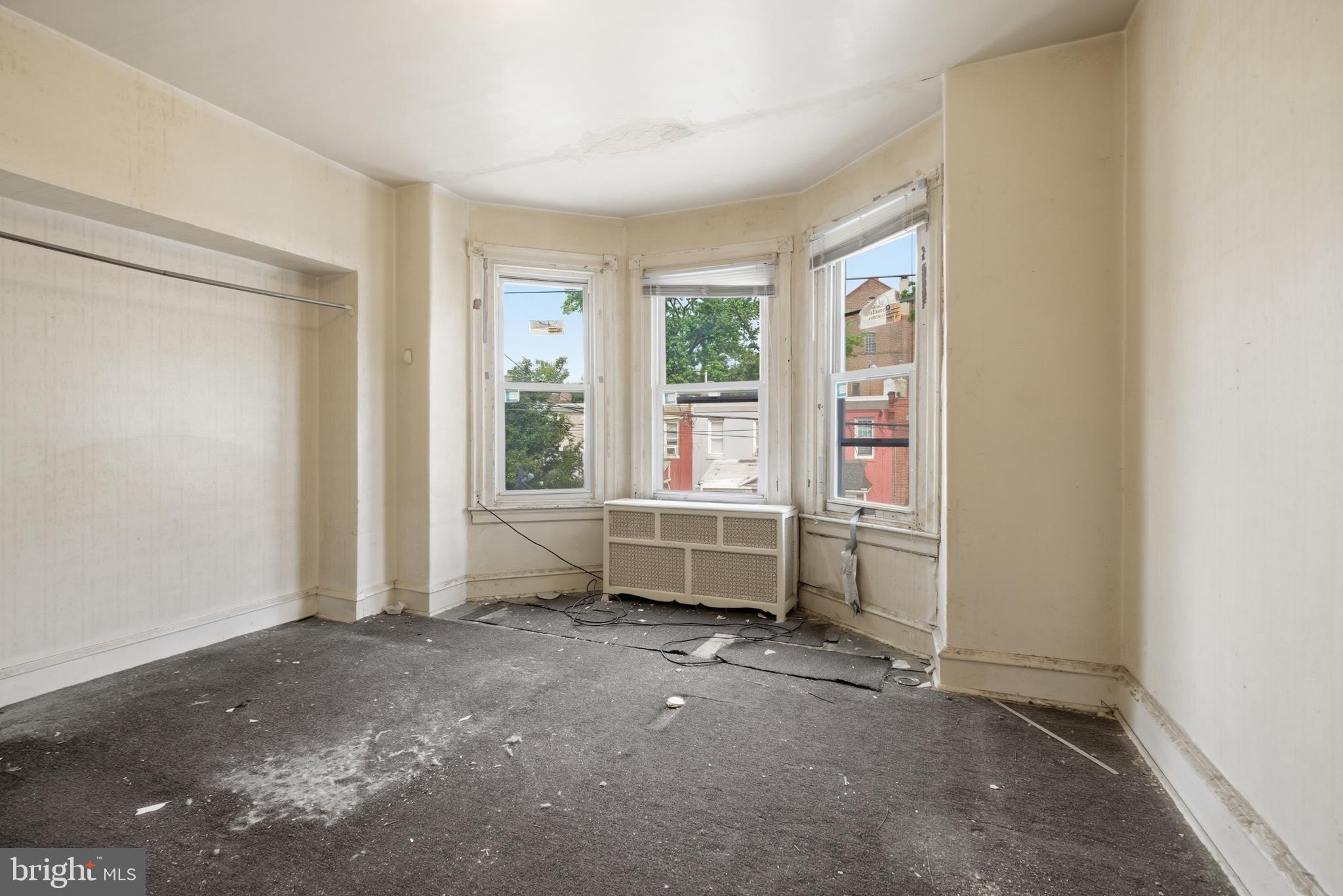 GERMANTOWN (EAST) - Residential