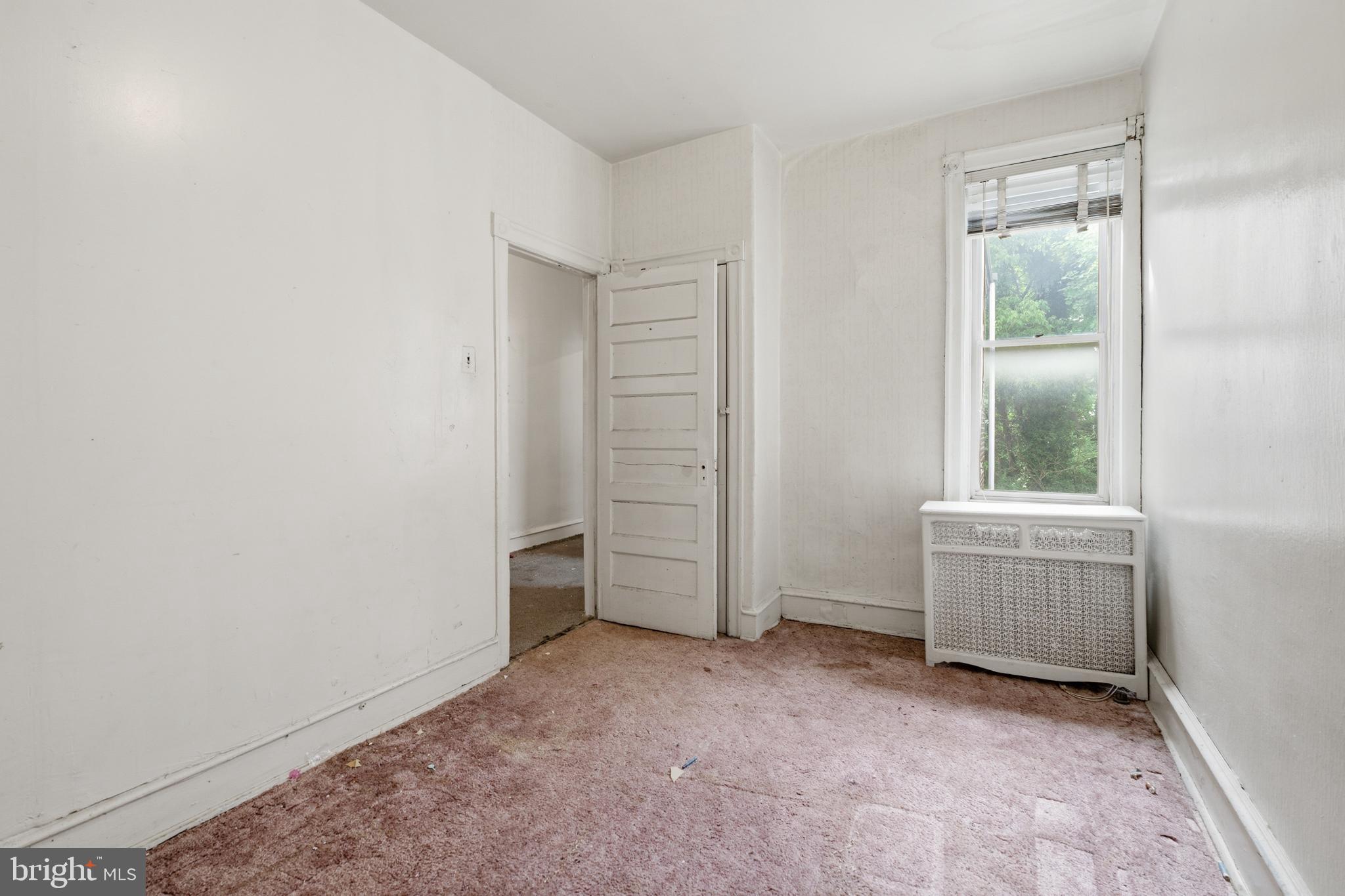 GERMANTOWN (EAST) - Residential