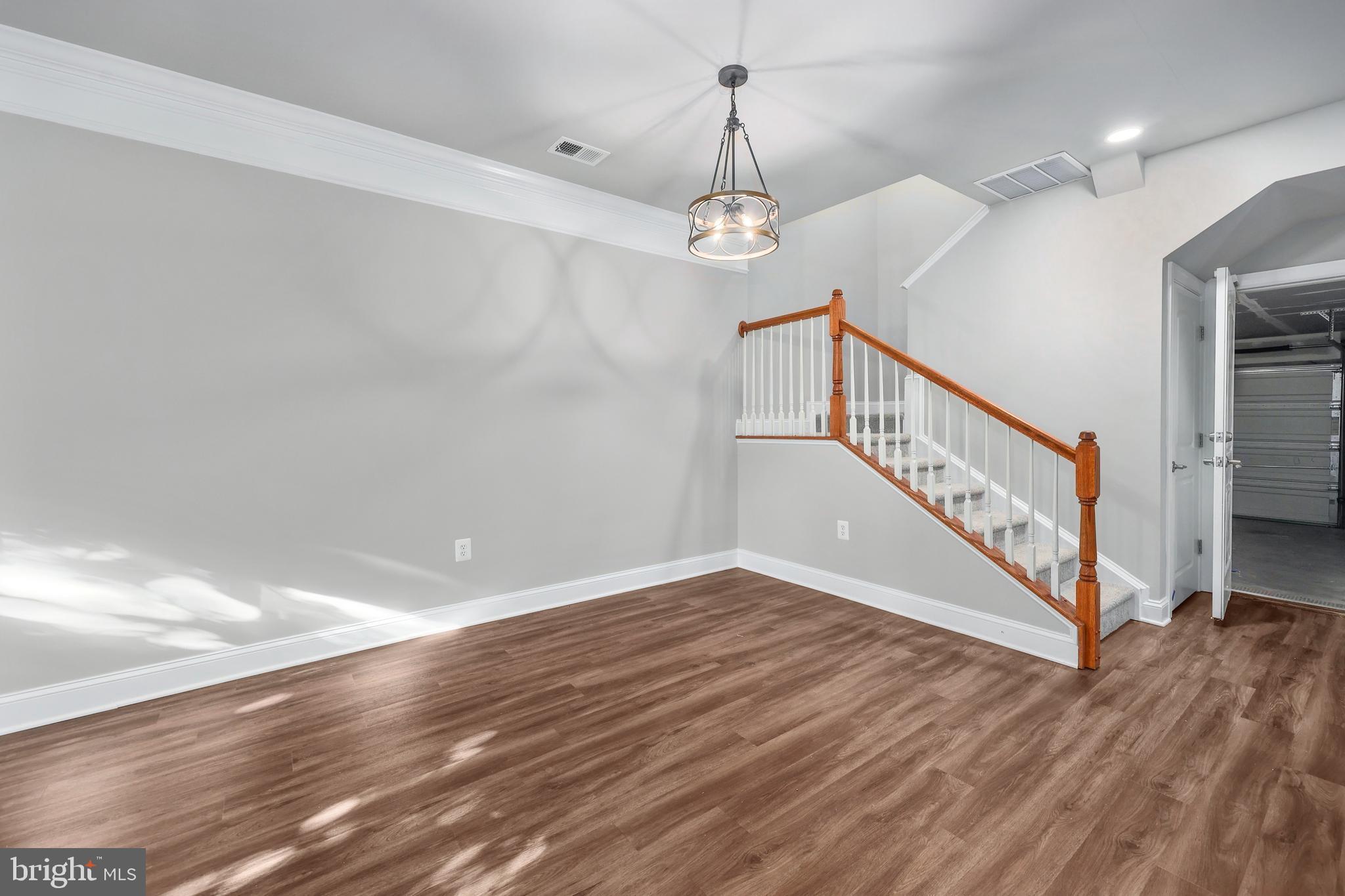 POTOMAC CLUB - Residential