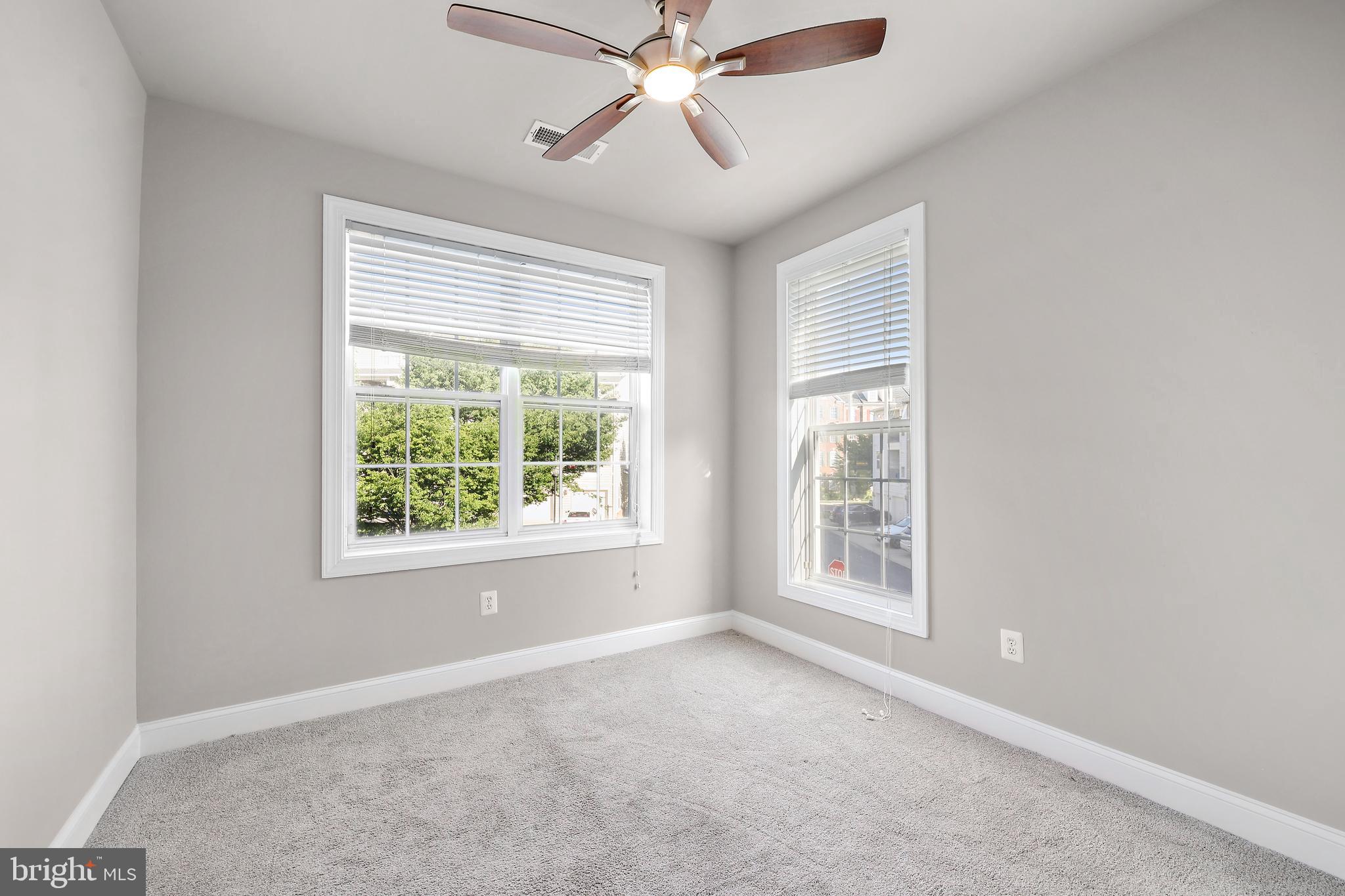 POTOMAC CLUB - Residential