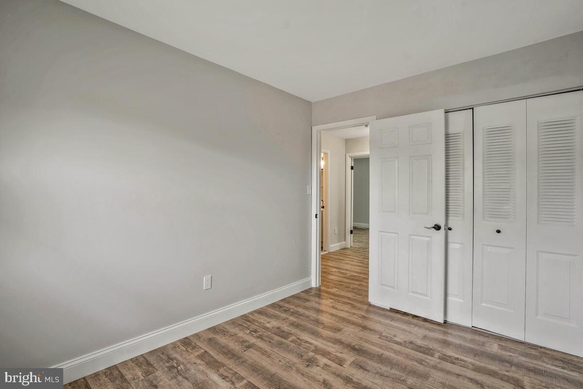 COLONY SQUARE - Residential