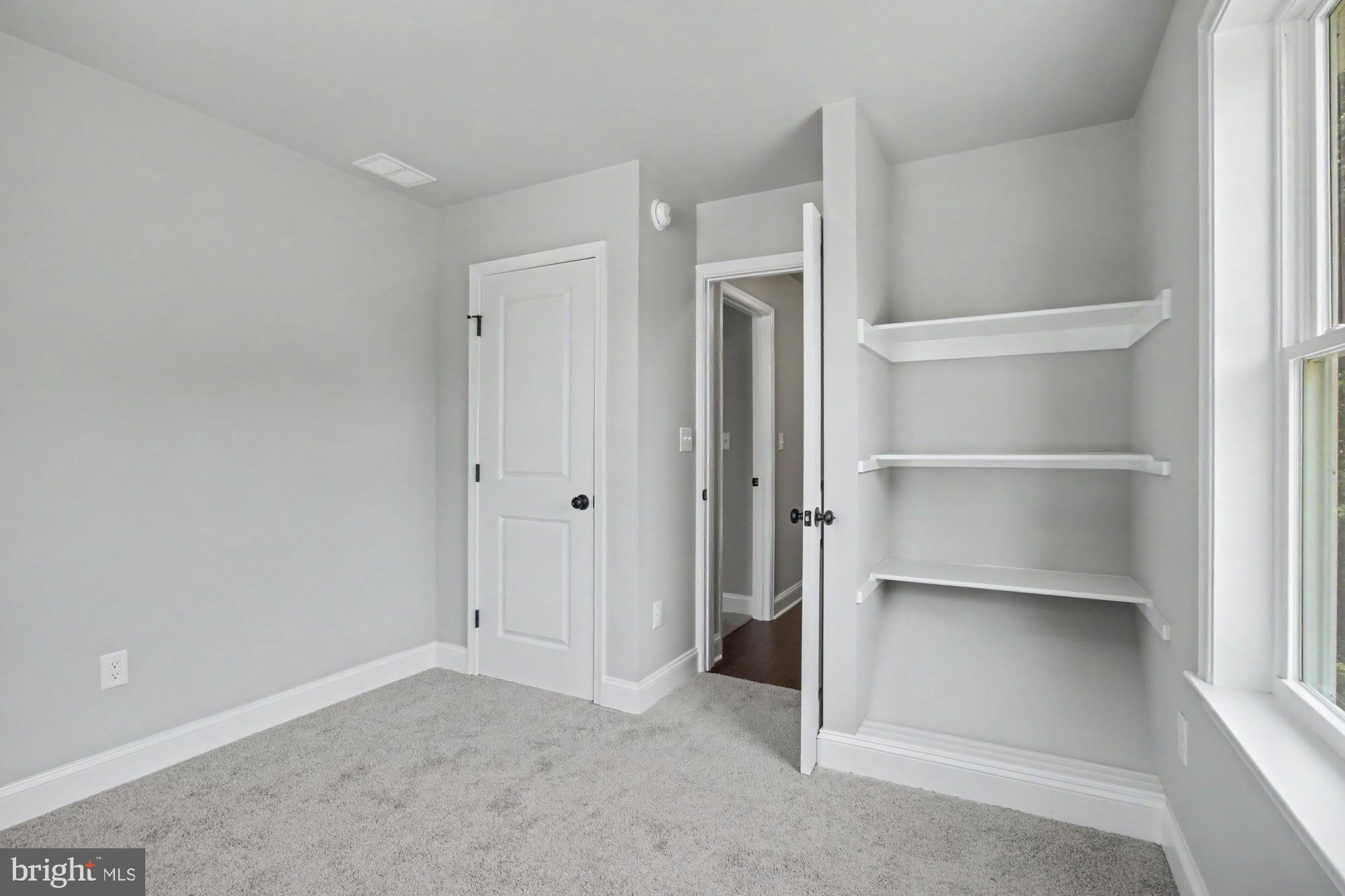 EASTWOOD - Residential
