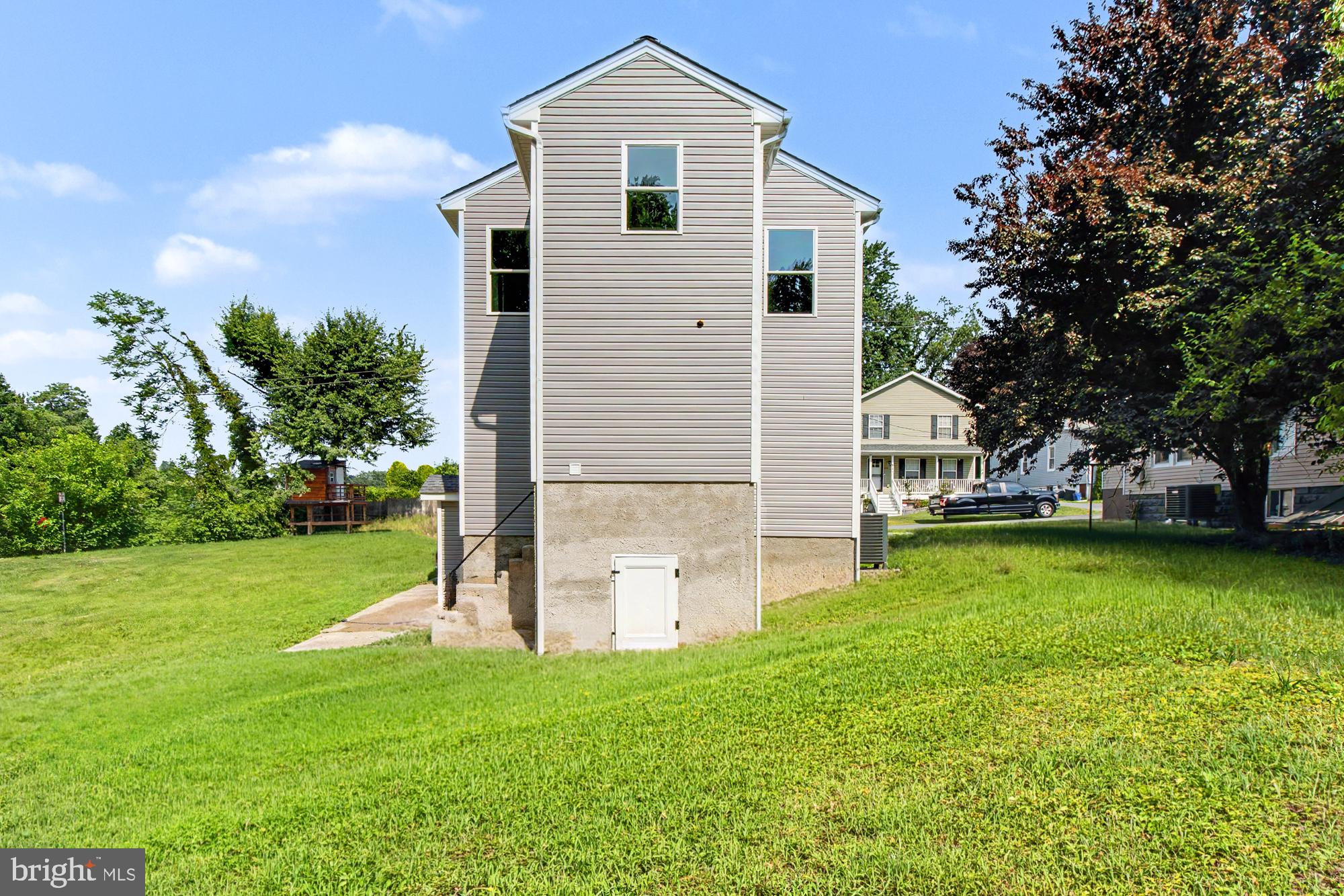EASTWOOD - Residential