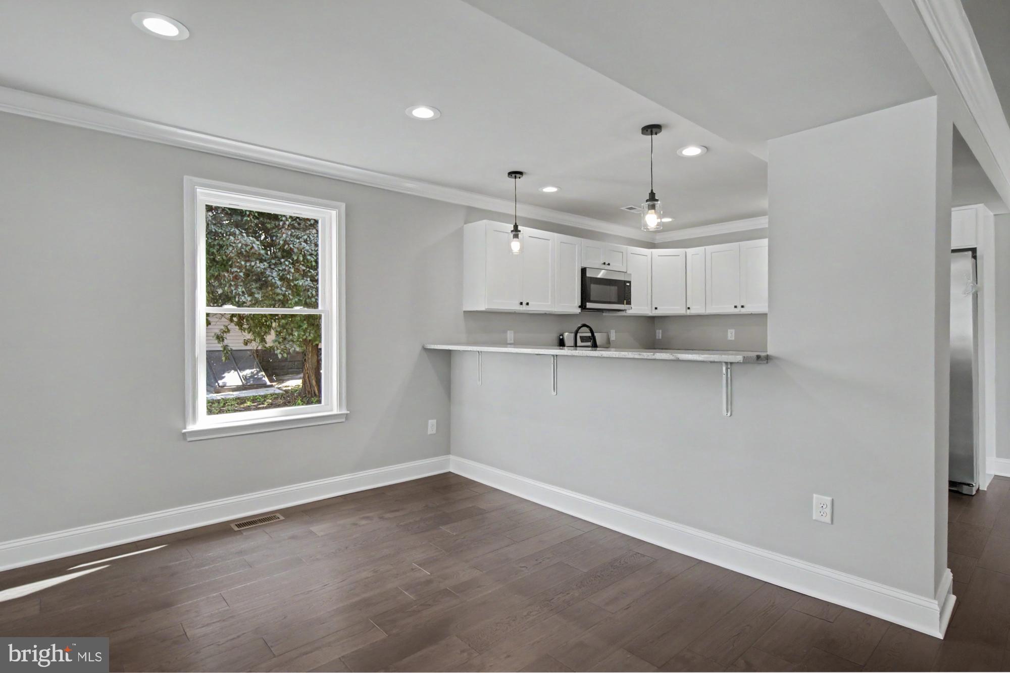 EASTWOOD - Residential
