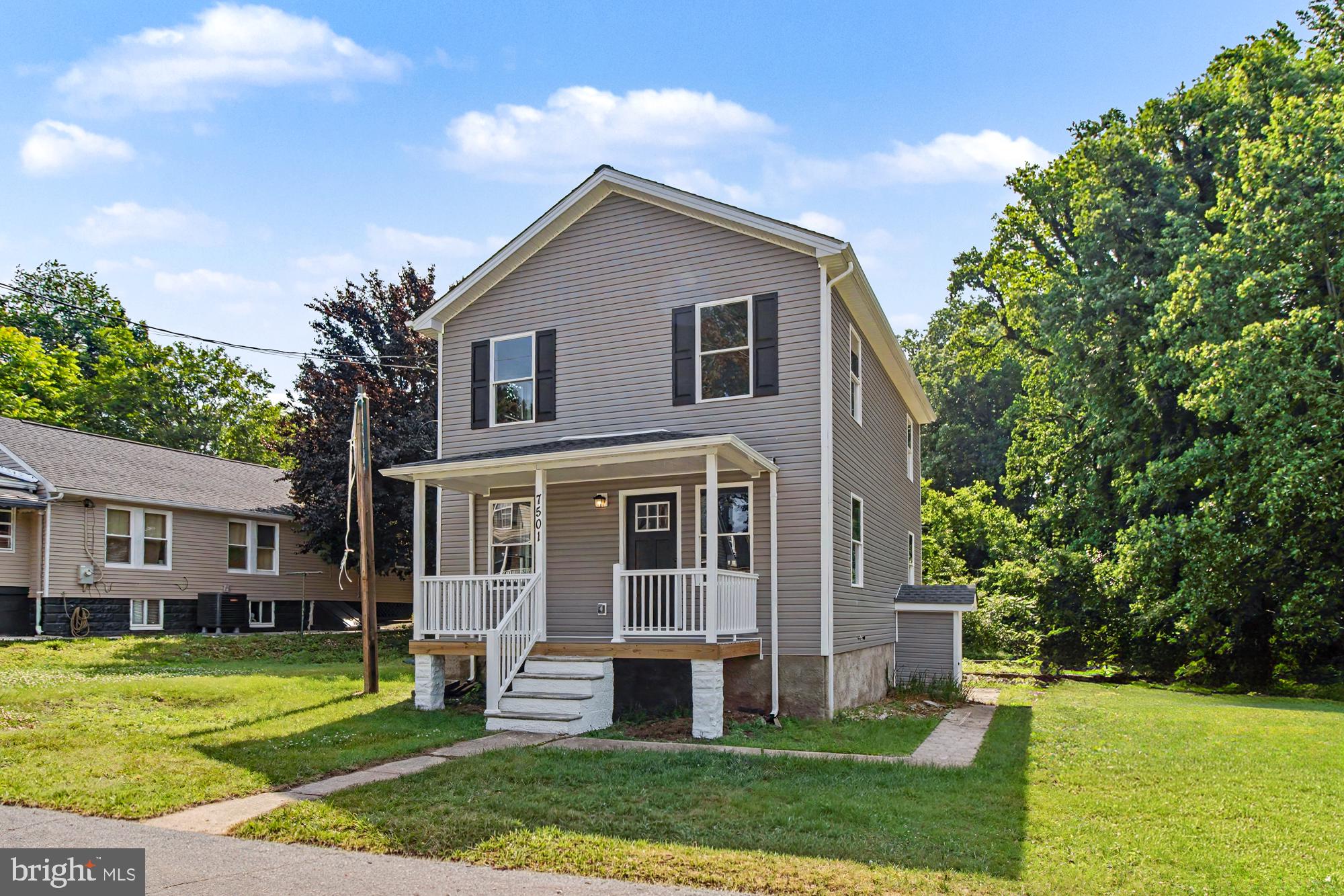 EASTWOOD - Residential