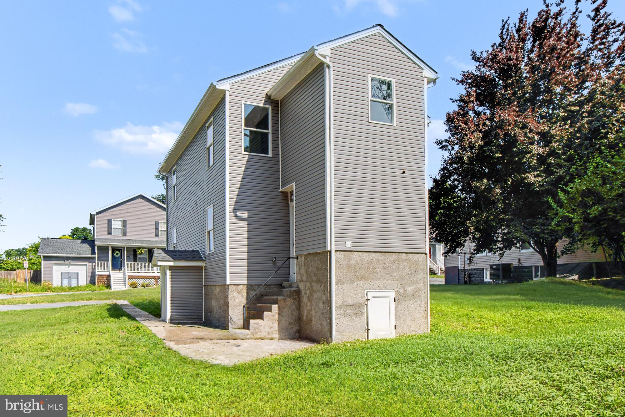 EASTWOOD - Residential