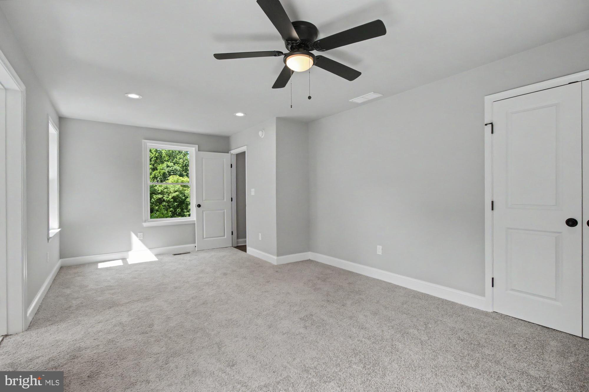 EASTWOOD - Residential