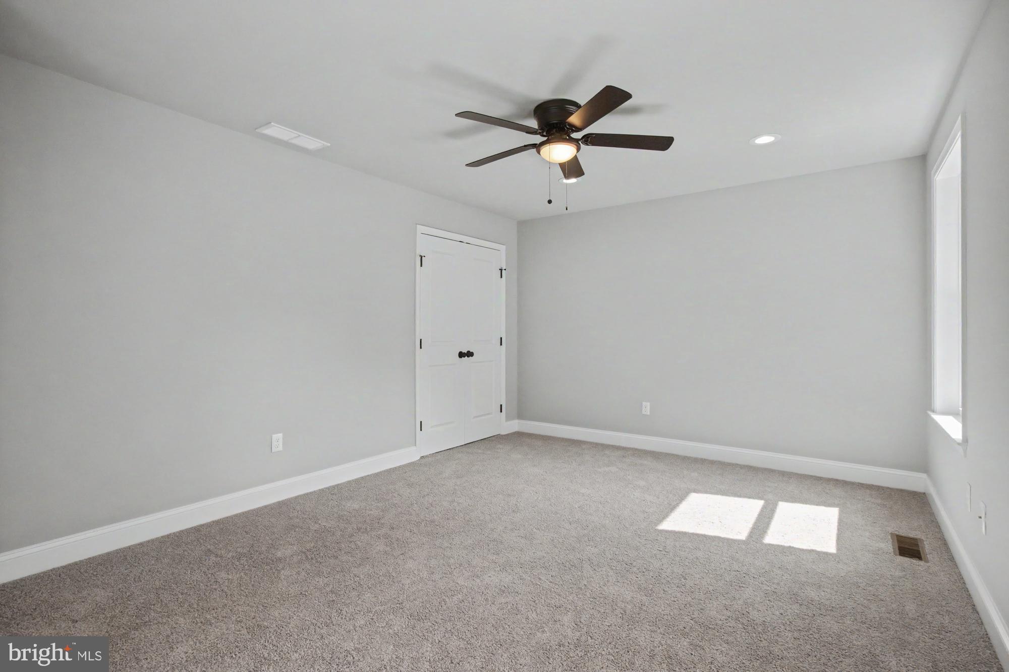 EASTWOOD - Residential