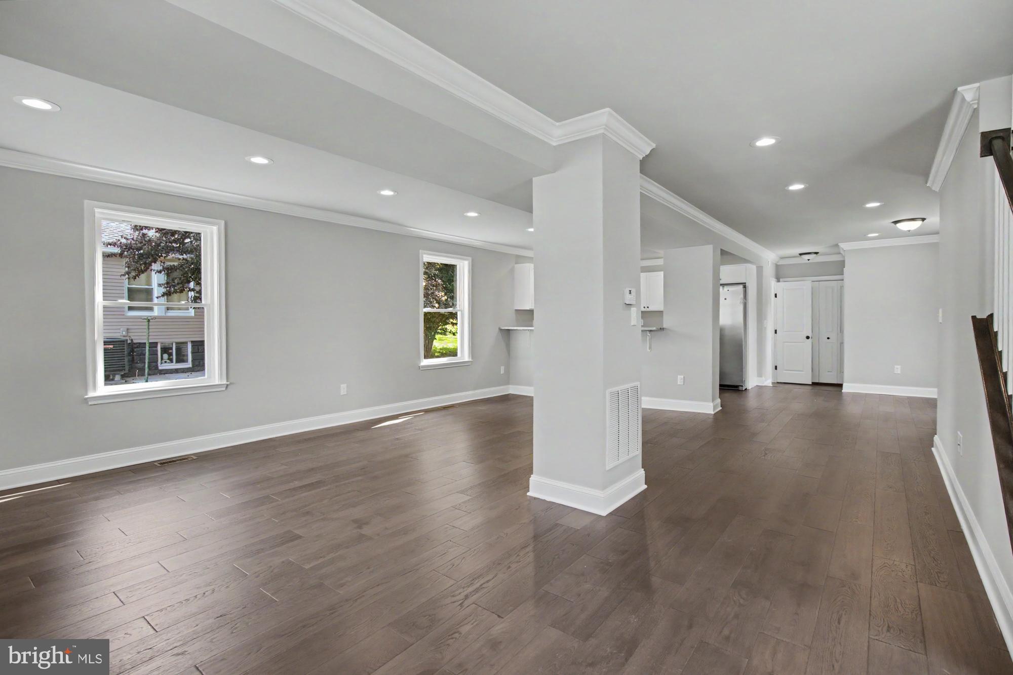 EASTWOOD - Residential