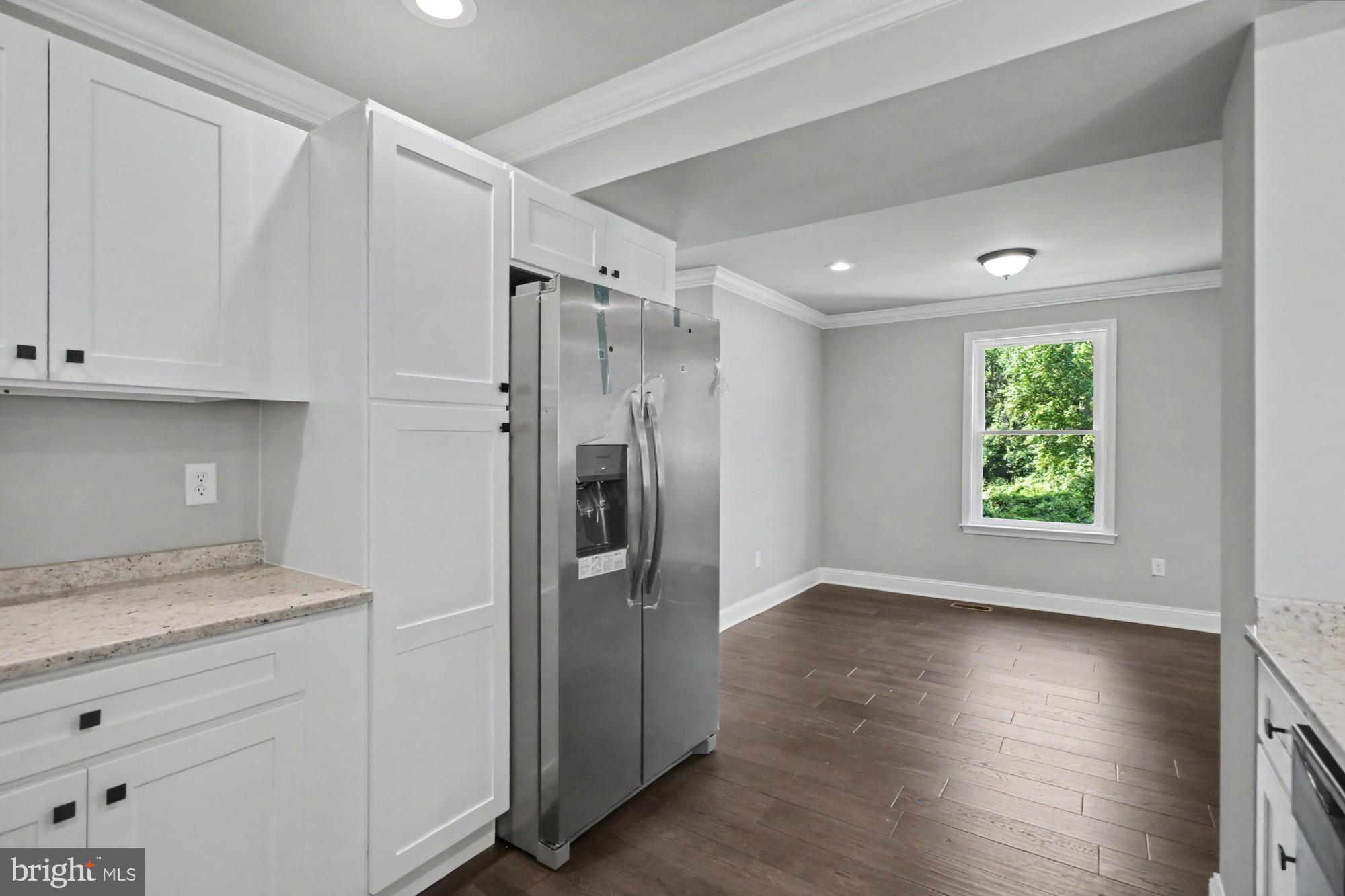 EASTWOOD - Residential