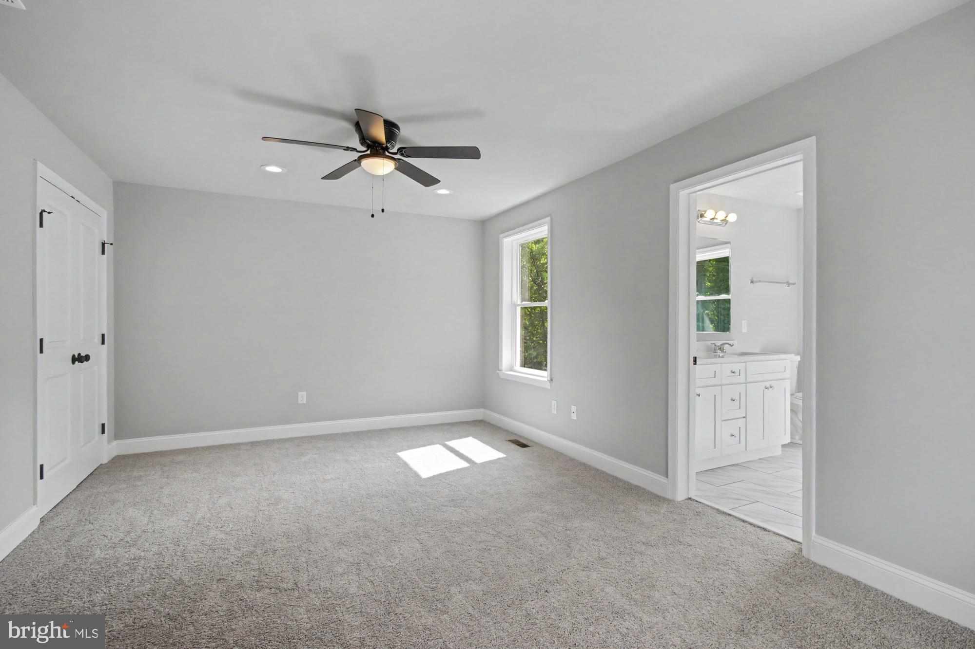 EASTWOOD - Residential