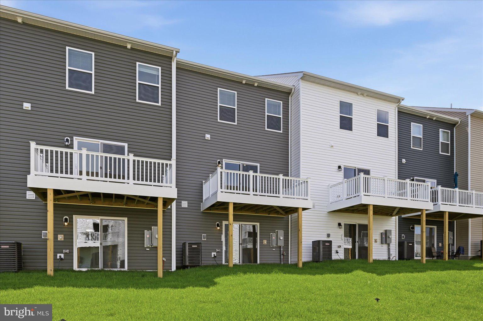 VALLEY VIEW - Residential