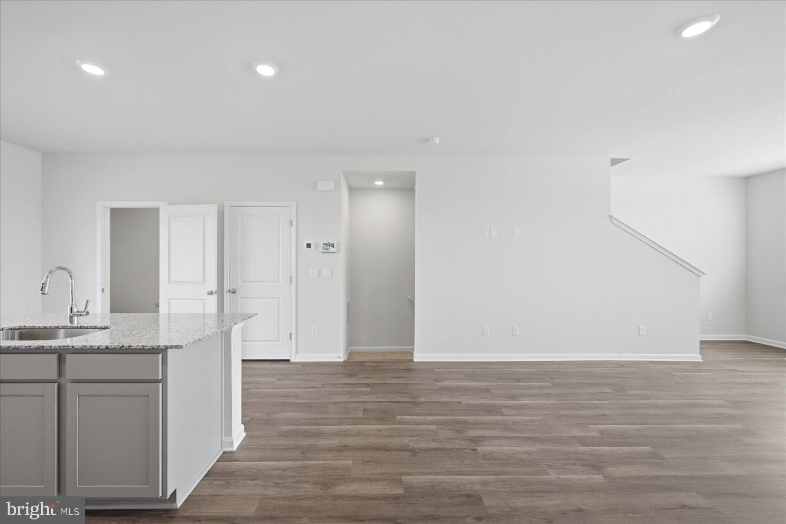 VALLEY VIEW - Residential