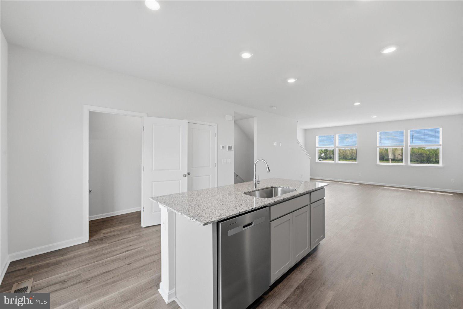 VALLEY VIEW - Residential