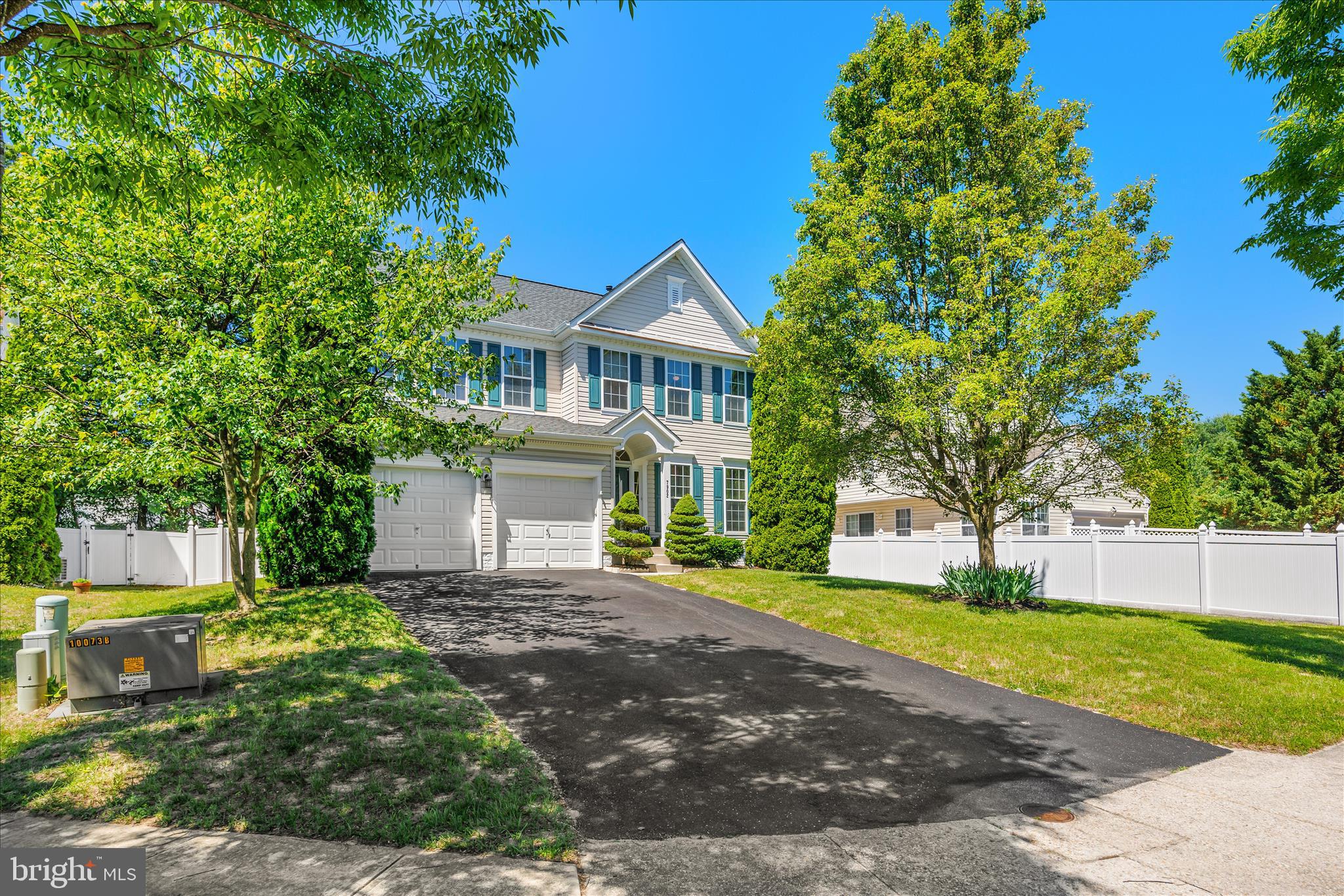 ROSE VILLAGE - Residential