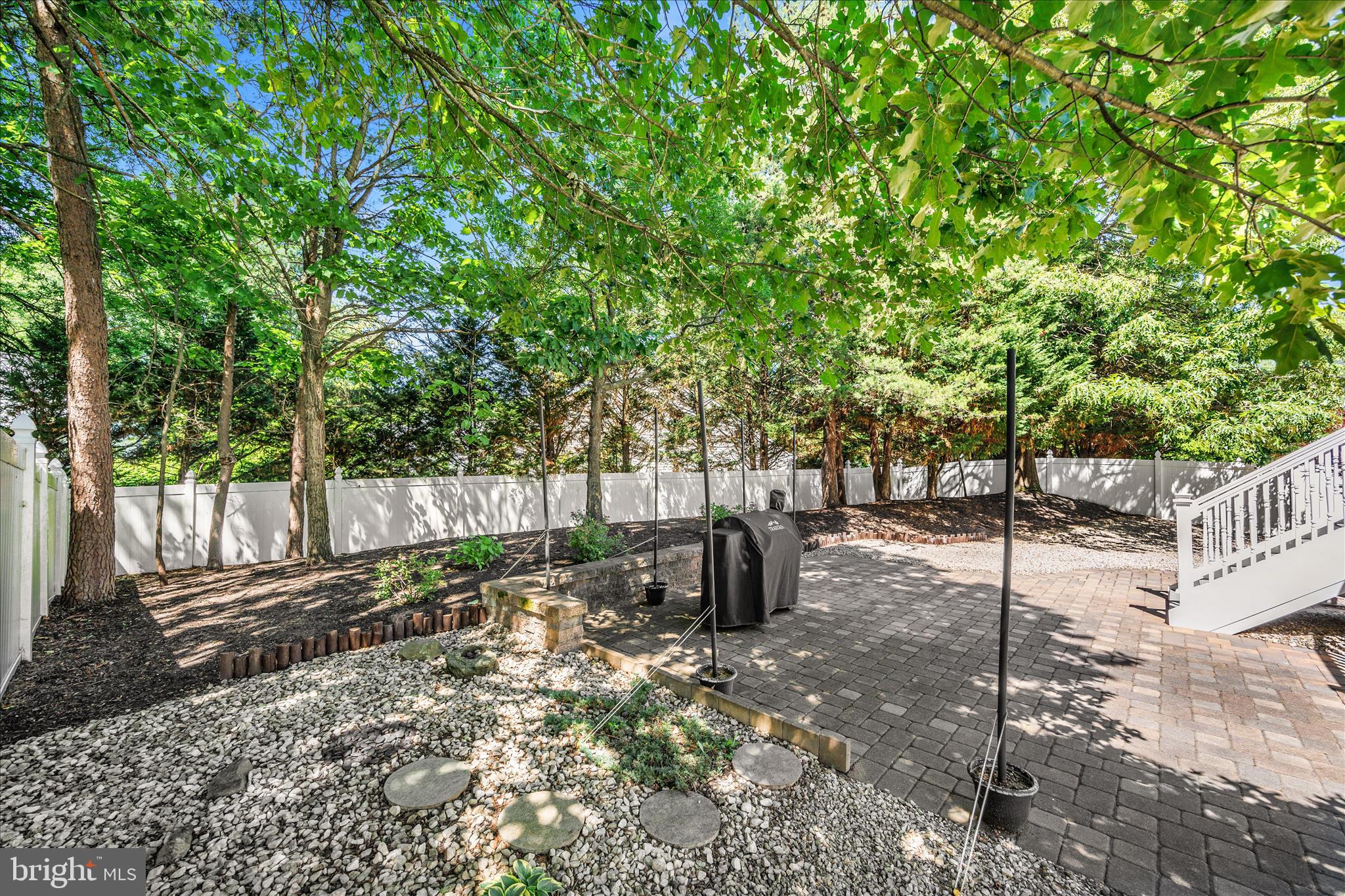 ROSE VILLAGE - Residential