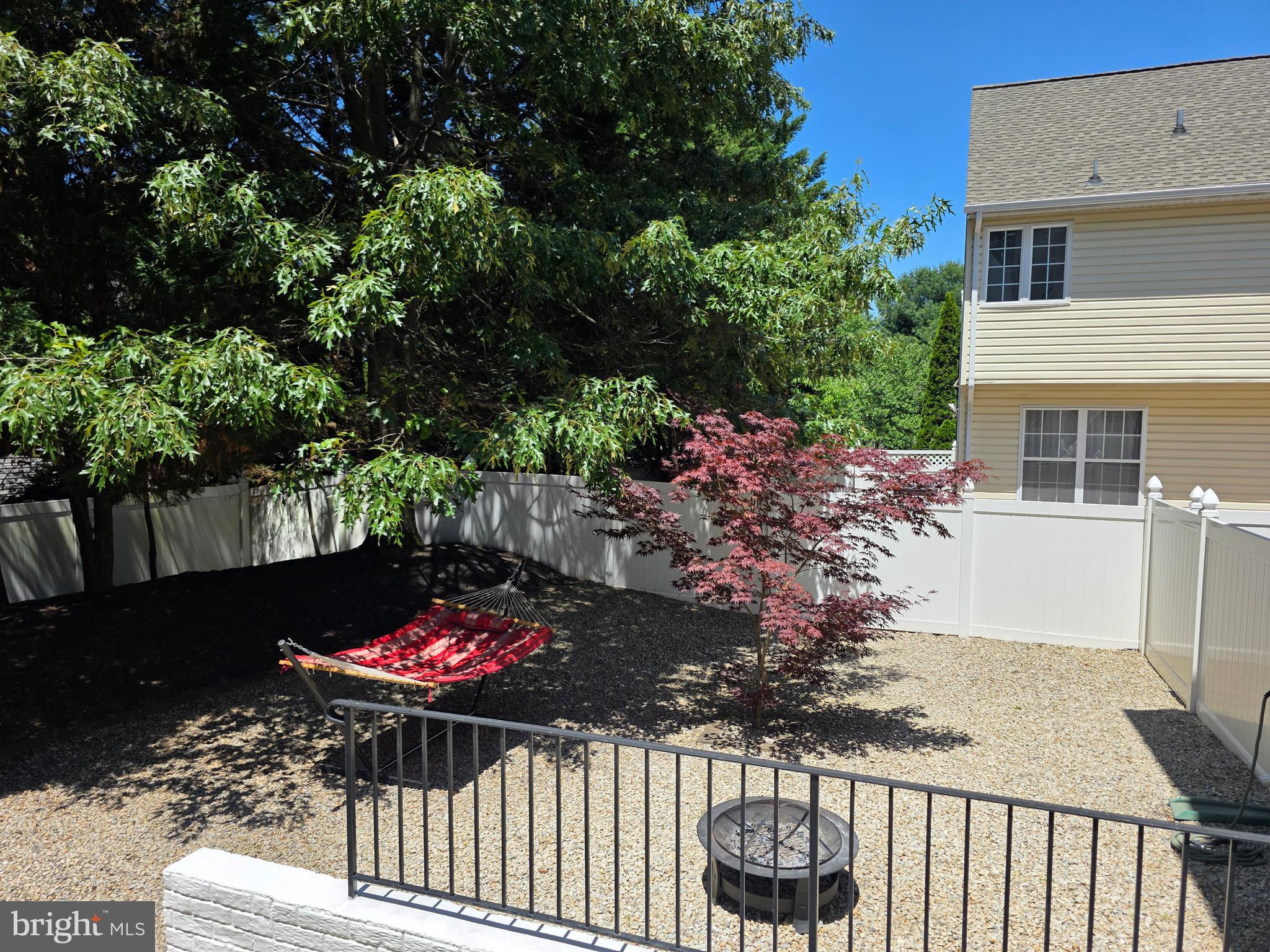 ROSE VILLAGE - Residential