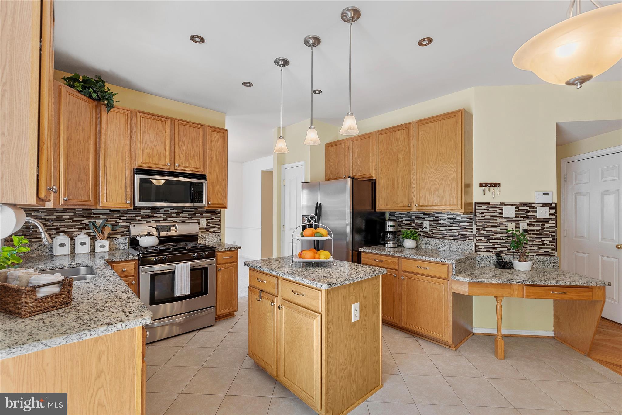 ROSE VILLAGE - Residential