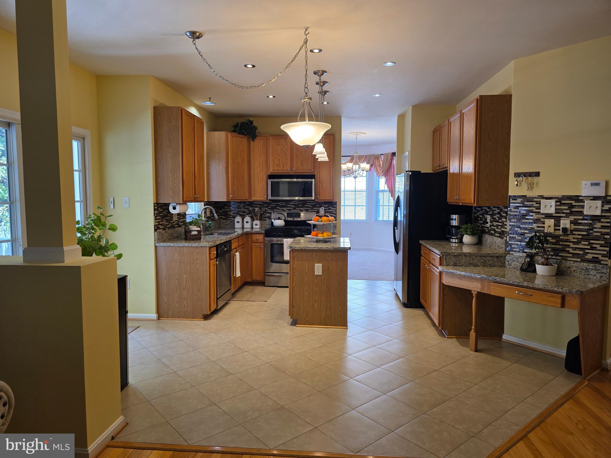 ROSE VILLAGE - Residential