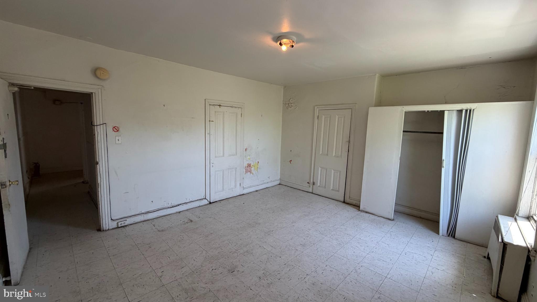 PHILADELPHIA (SOUTH) - Residential