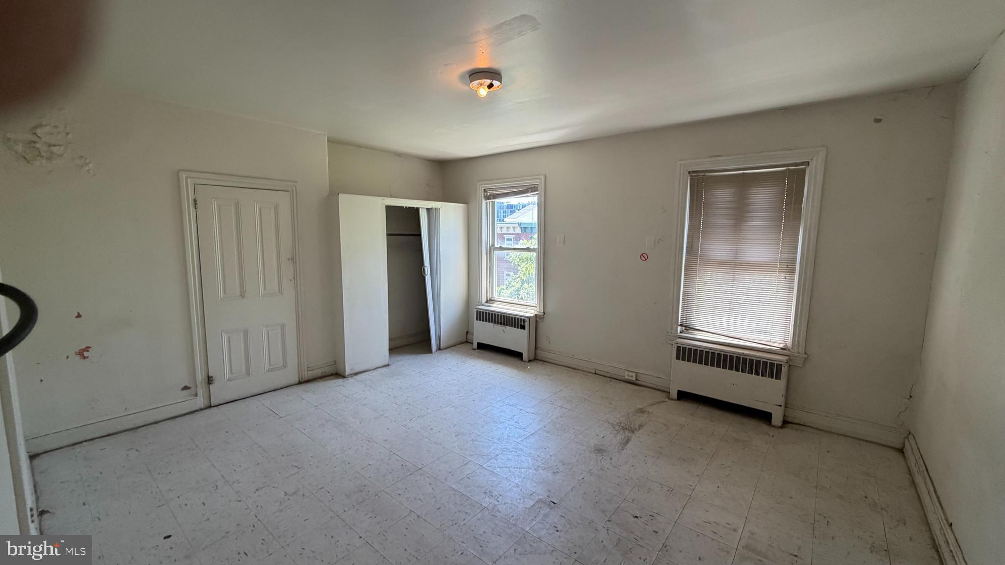PHILADELPHIA (SOUTH) - Residential