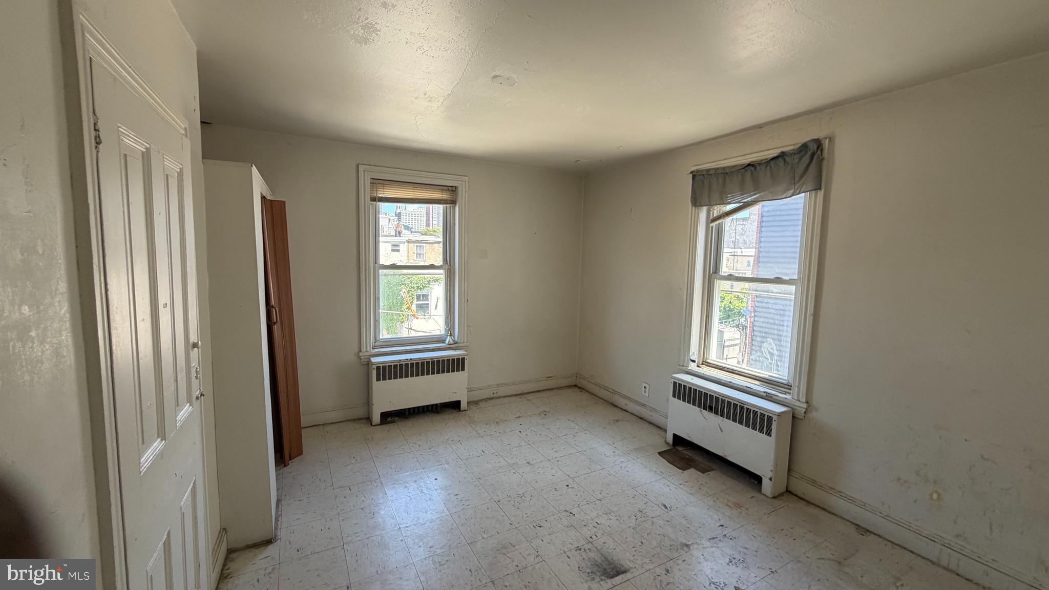 PHILADELPHIA (SOUTH) - Residential