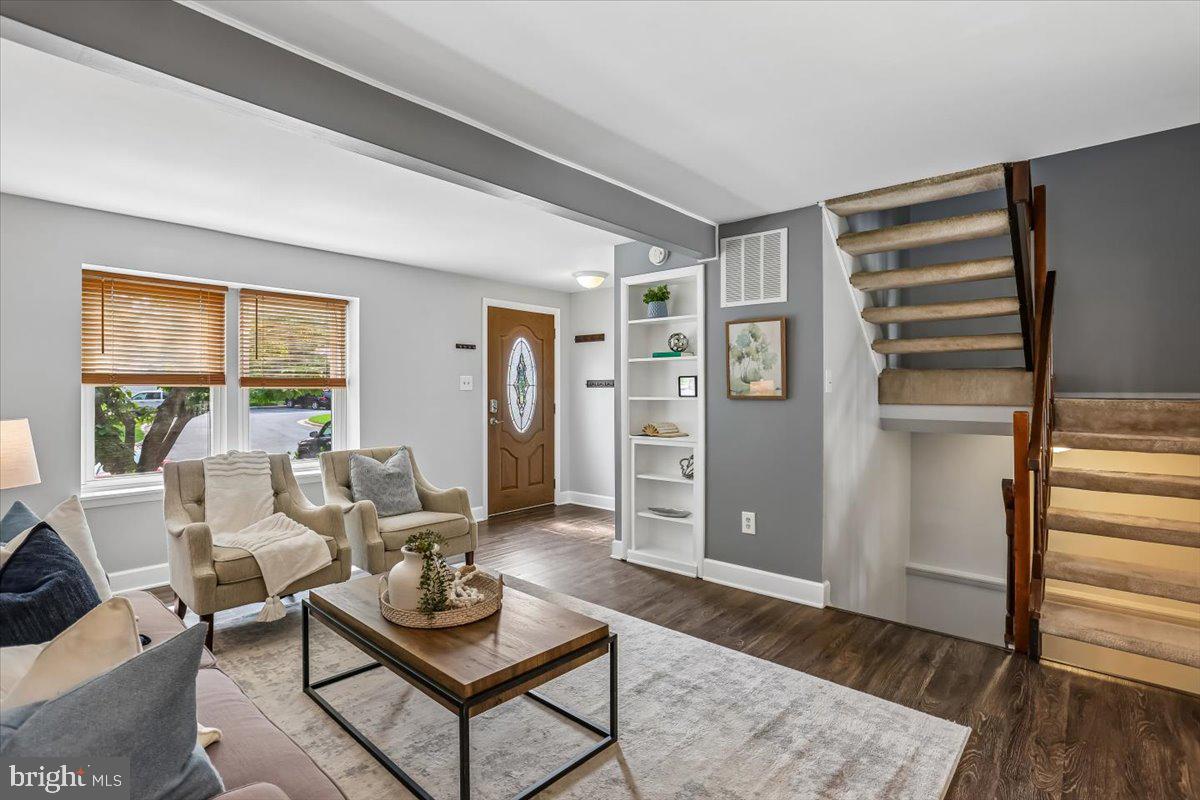 QUAIL VALLEY - Residential