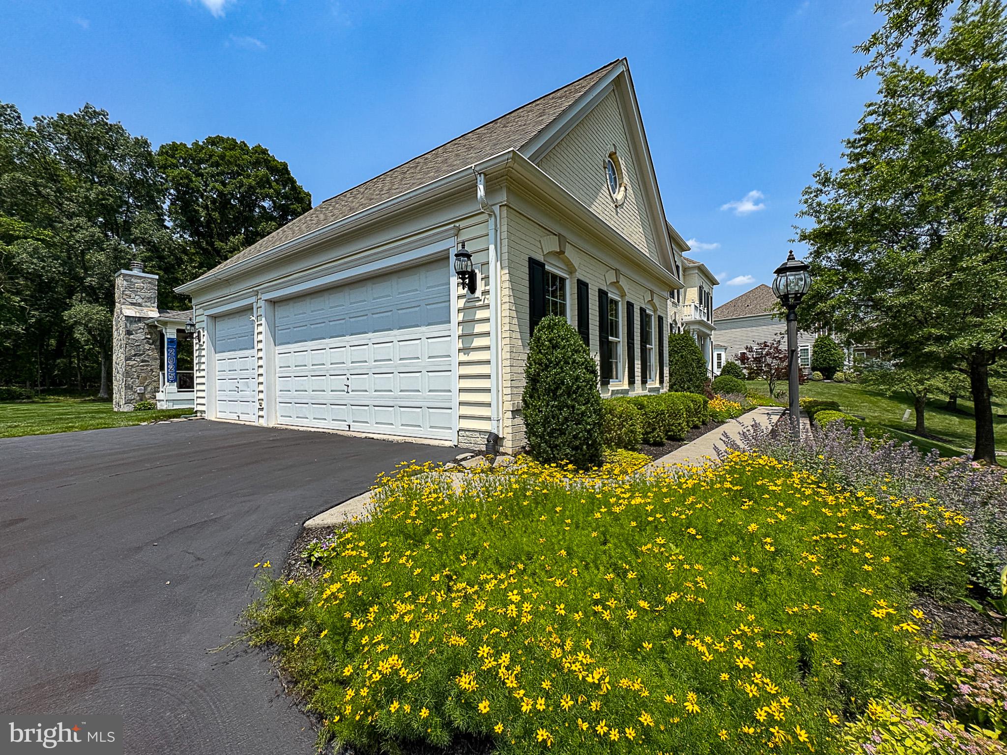 RED CEDAR - Residential