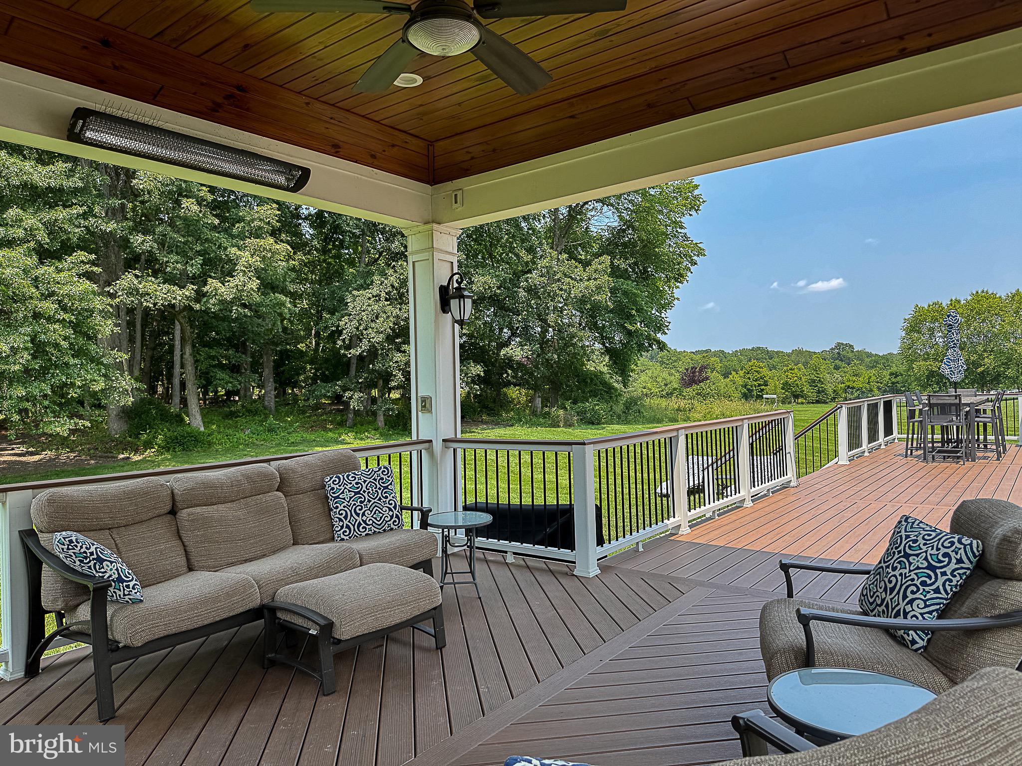 RED CEDAR - Residential