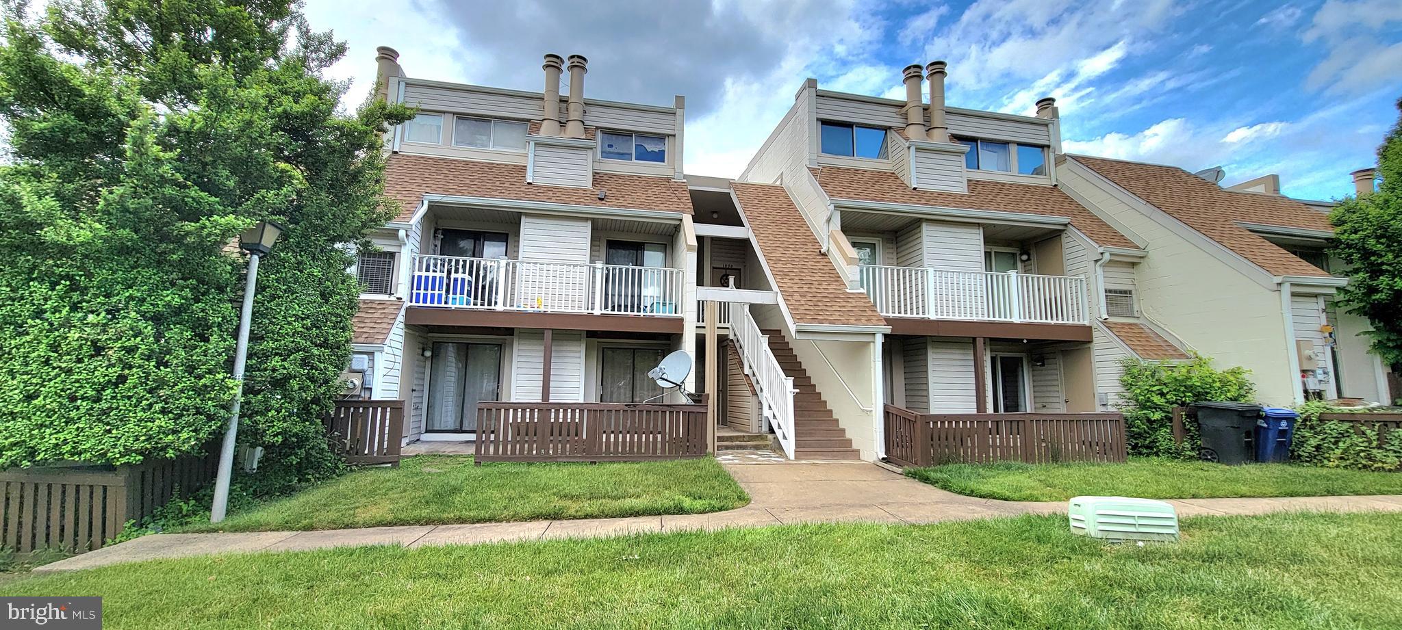 Price Reduced! Spacious one level 2 bedroom  1 full bath condo  with  hardwood floor in living and dining room New flooring on both bedrooms  Living room with fireplace and Dining room with ceiling fan   Freshly Painted,  Stove,  Washer Dryer Balcony and Patio on both front and back of the unit  Both overlook the common areas  2 large storages
Easy access to Dulles Airport, Rt 28 and and Rt 7. Silver line Metro less than 2 miles away! Bus Stops on street Minutes to Shopping Centers Two assigned parking spaces #48  Walking distance to Clubhouse and O&D bike trail! Condo fee includes all exterior and water! Seller is very motivated, Open to Negotiate  Make an Offer!
Settlement company preferred Cardinal Title Group.