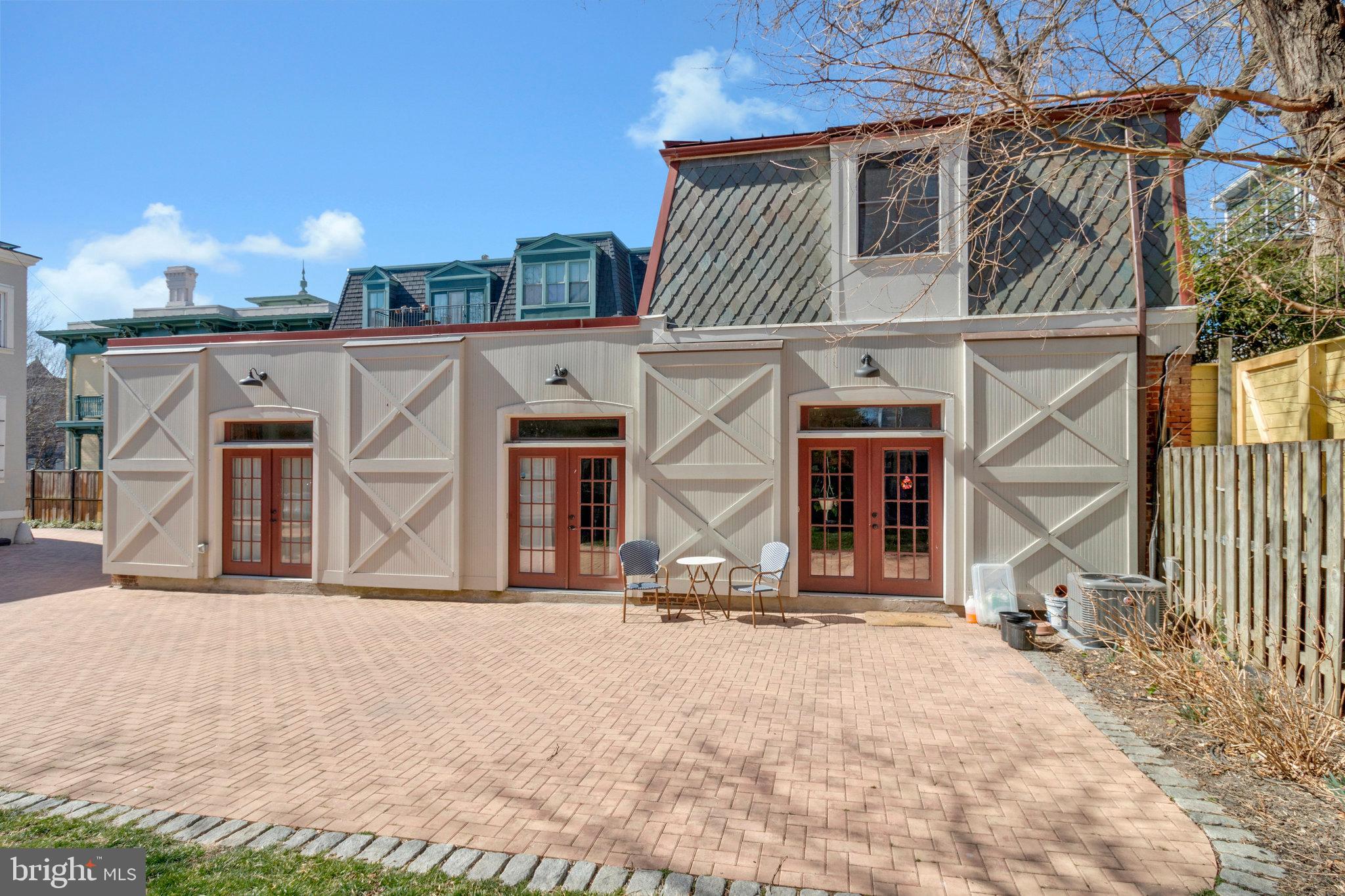 LEDROIT PARK - Residential